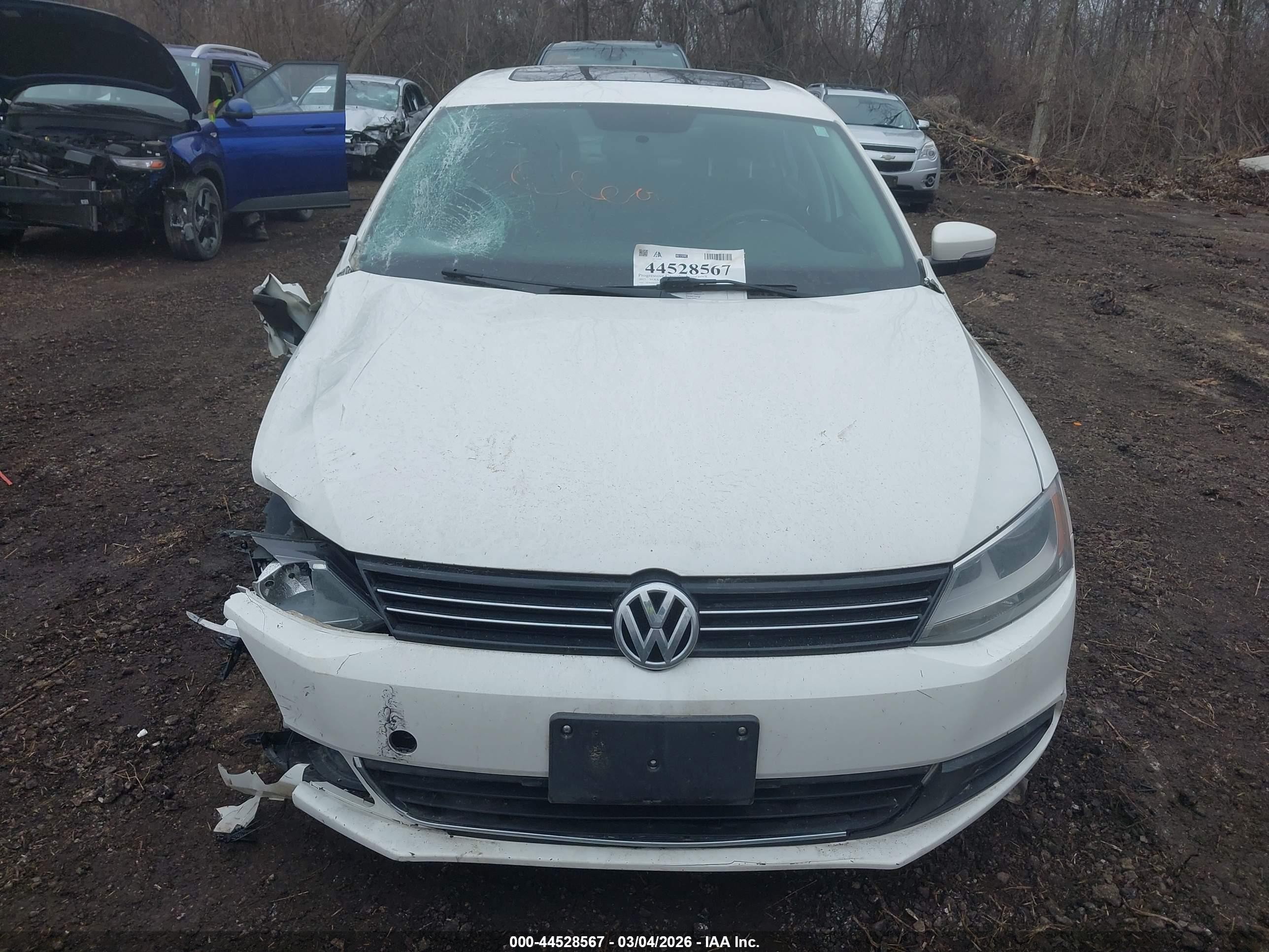 2013 Volkswagen Jetta Se White vin: 3VWDX7AJXDM358221
