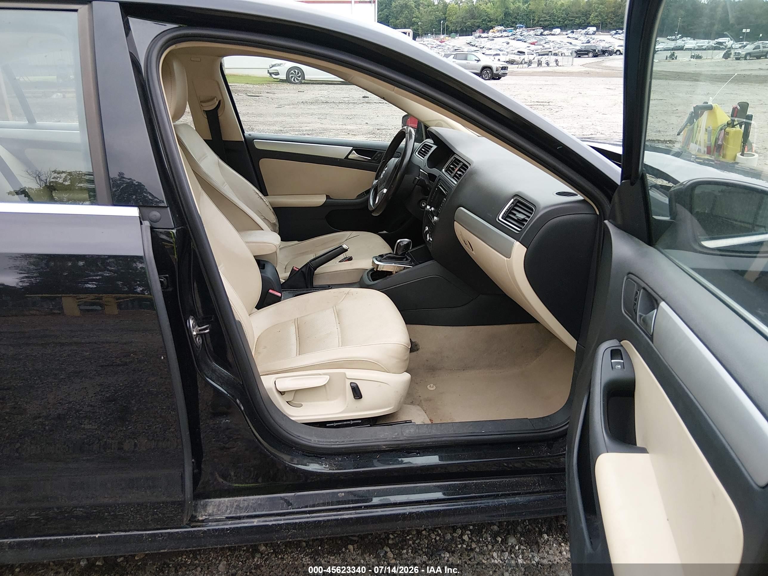 2013 Volkswagen Jetta 2.5l Se Black vin: 3VWDX7AJXDM378937
