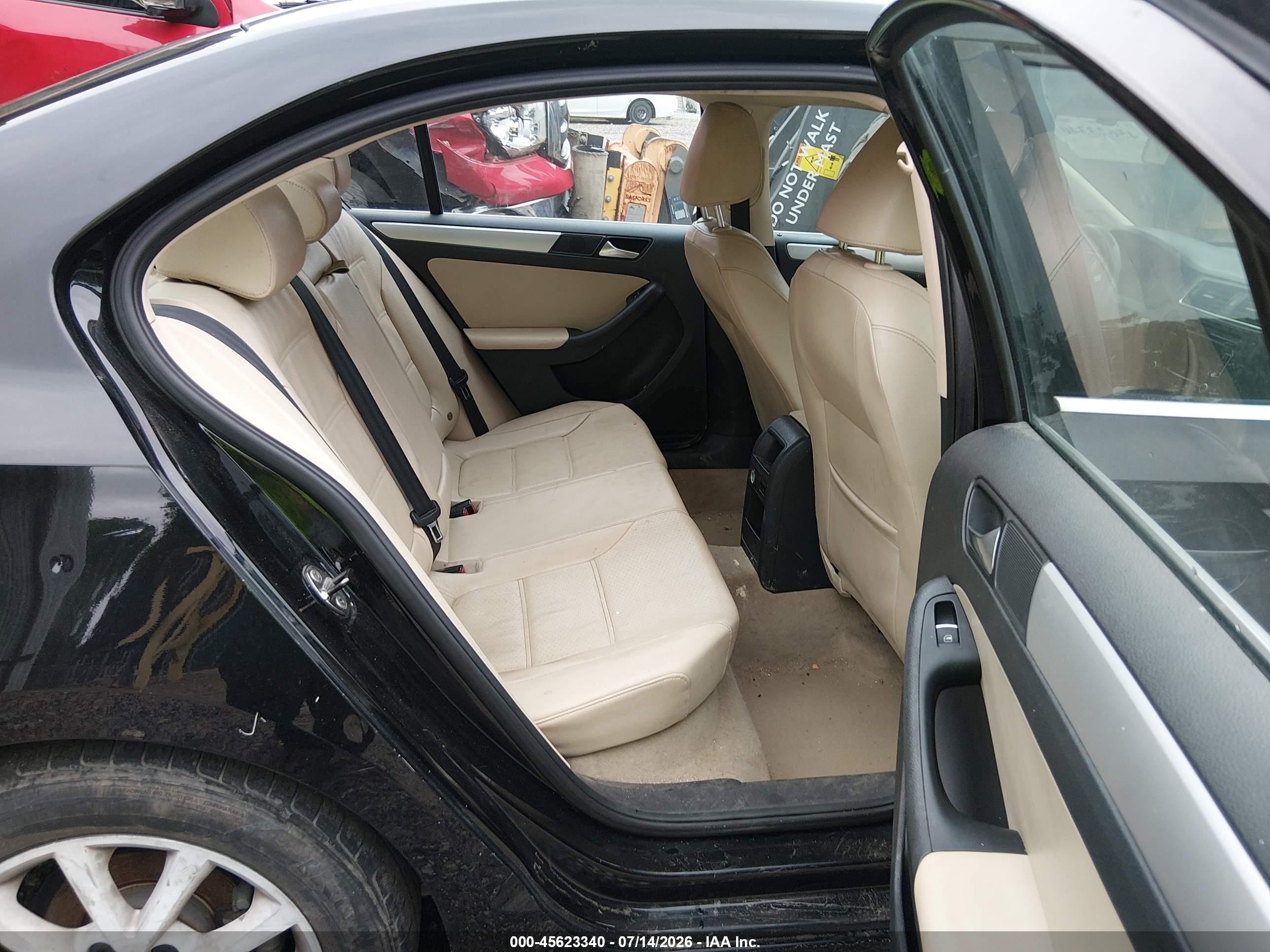 2013 Volkswagen Jetta 2.5l Se Black vin: 3VWDX7AJXDM378937