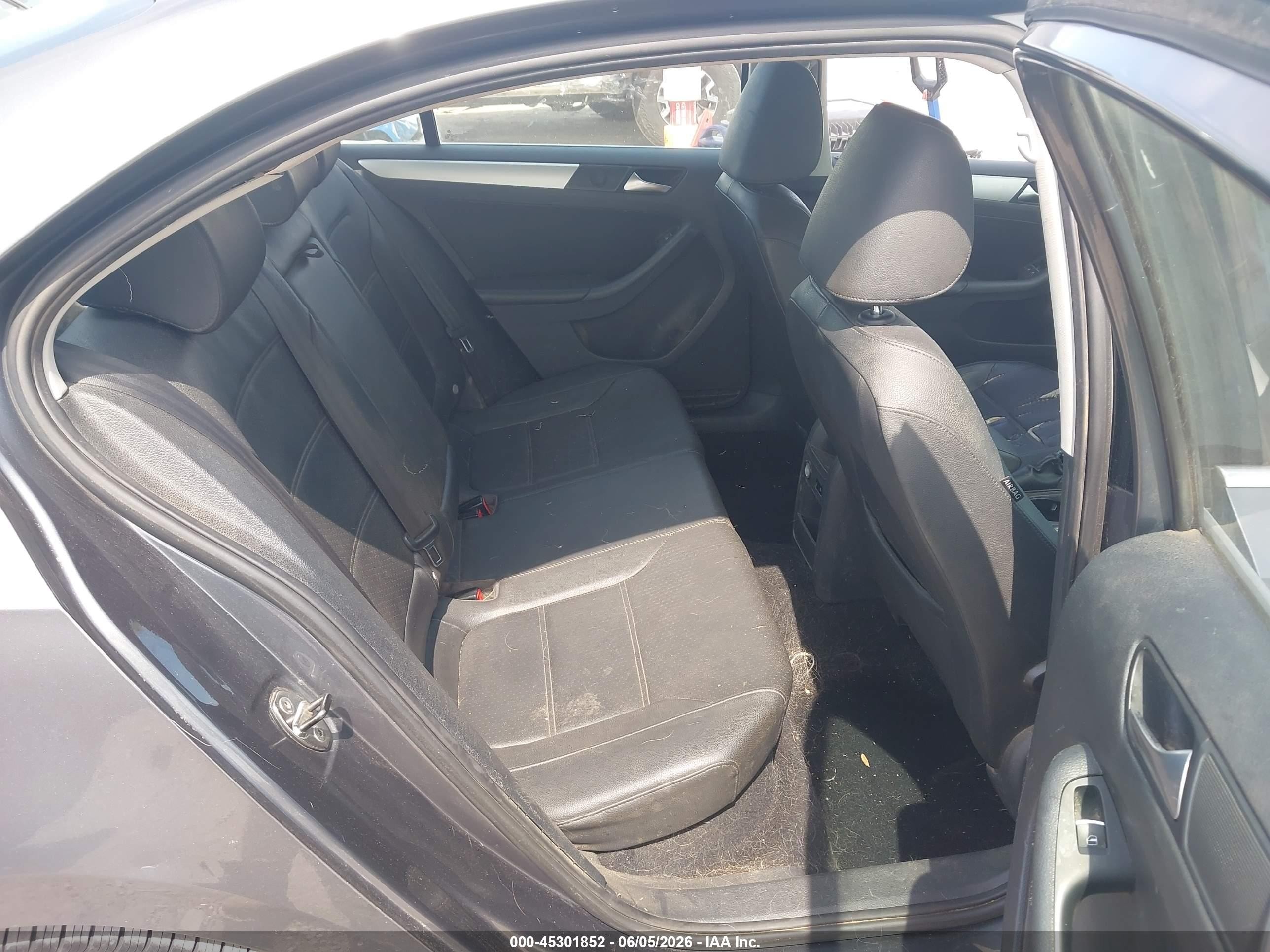 2013 Volkswagen Jetta 2.5l Se Gray vin: 3VWDX7AJXDM388058