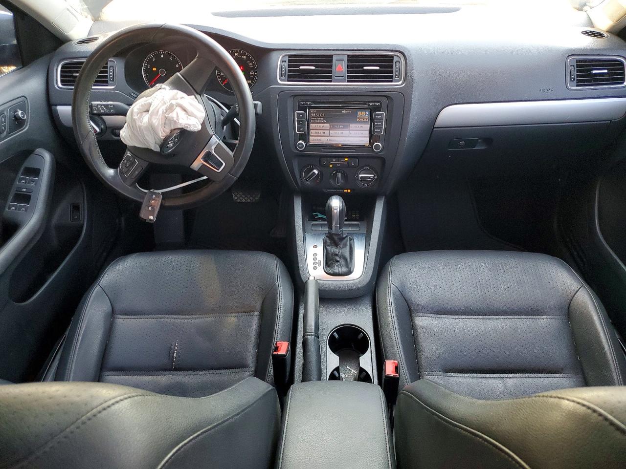 2013 Volkswagen Jetta Se Gray vin: 3VWDX7AJXDM403173