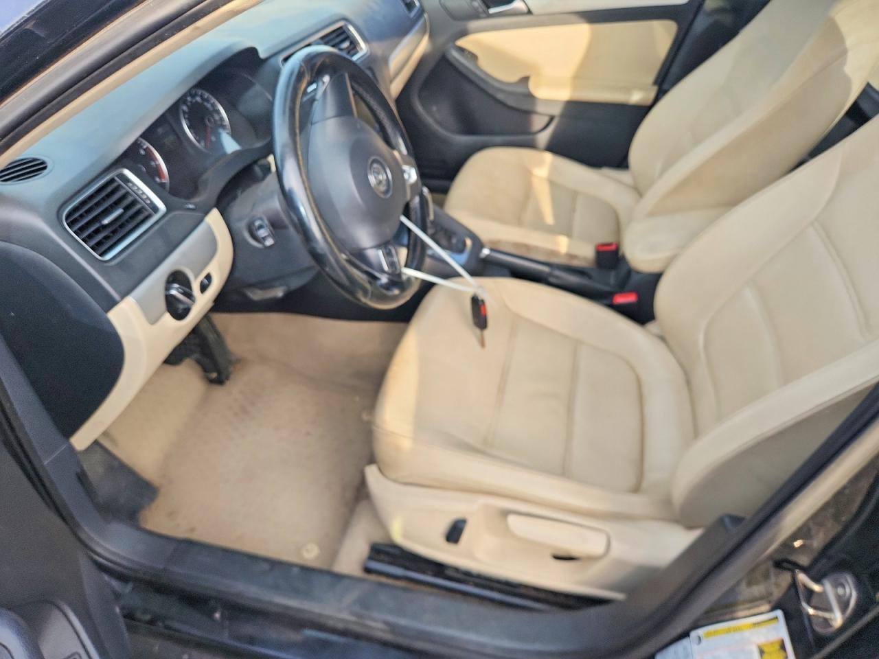 2013 Volkswagen Jetta Se Black vin: 3VWDX7AJXDM436304
