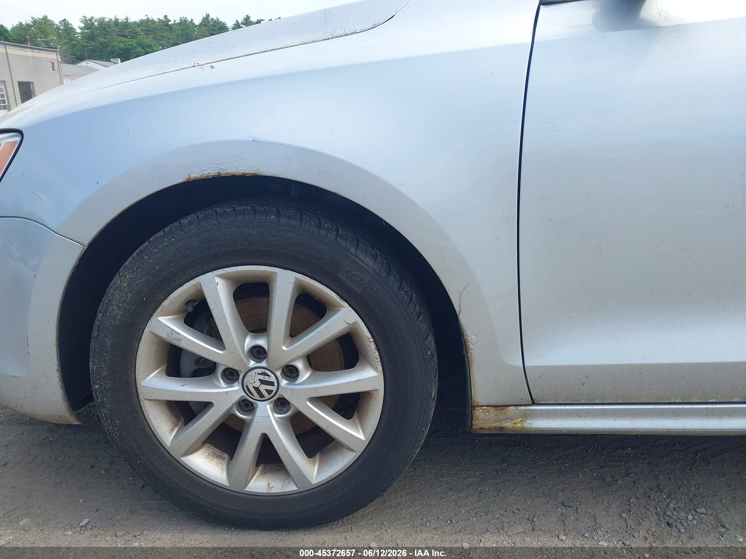 2011 Volkswagen Jetta 2.5l Se Серебряный vin: 3VWDZ7AJ0BM363645