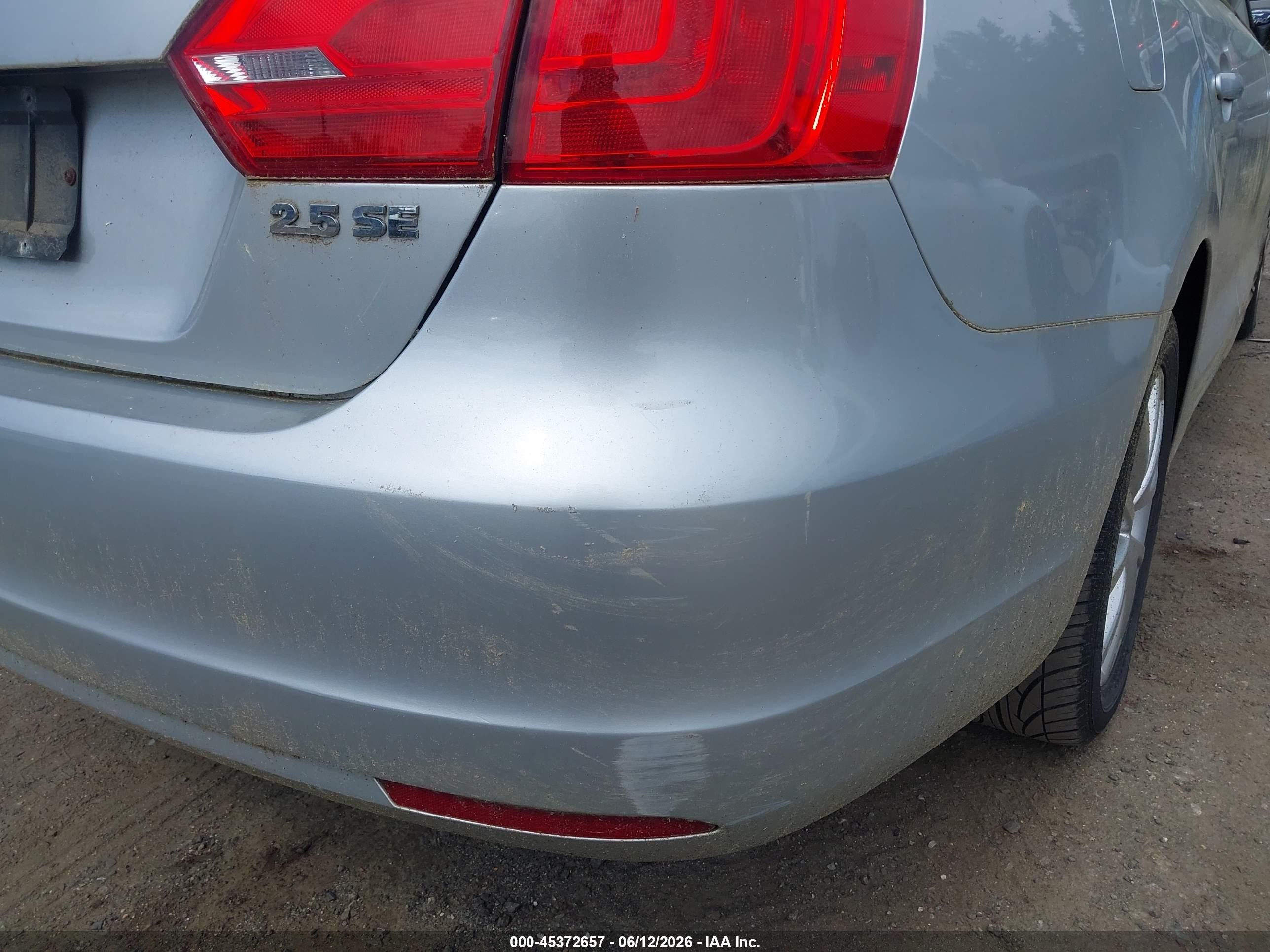 2011 Volkswagen Jetta 2.5l Se Серебряный vin: 3VWDZ7AJ0BM363645