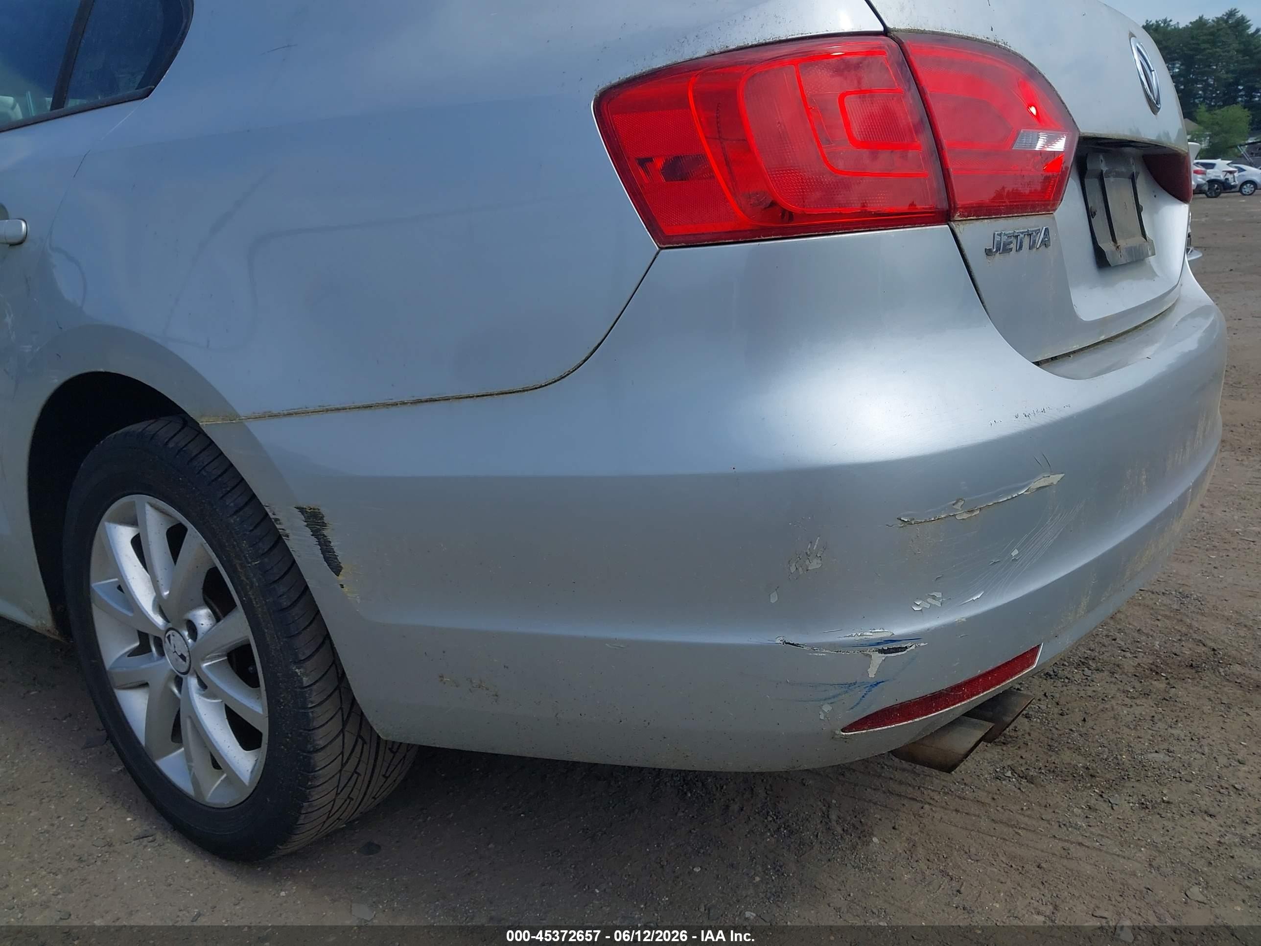 2011 Volkswagen Jetta 2.5l Se Серебряный vin: 3VWDZ7AJ0BM363645