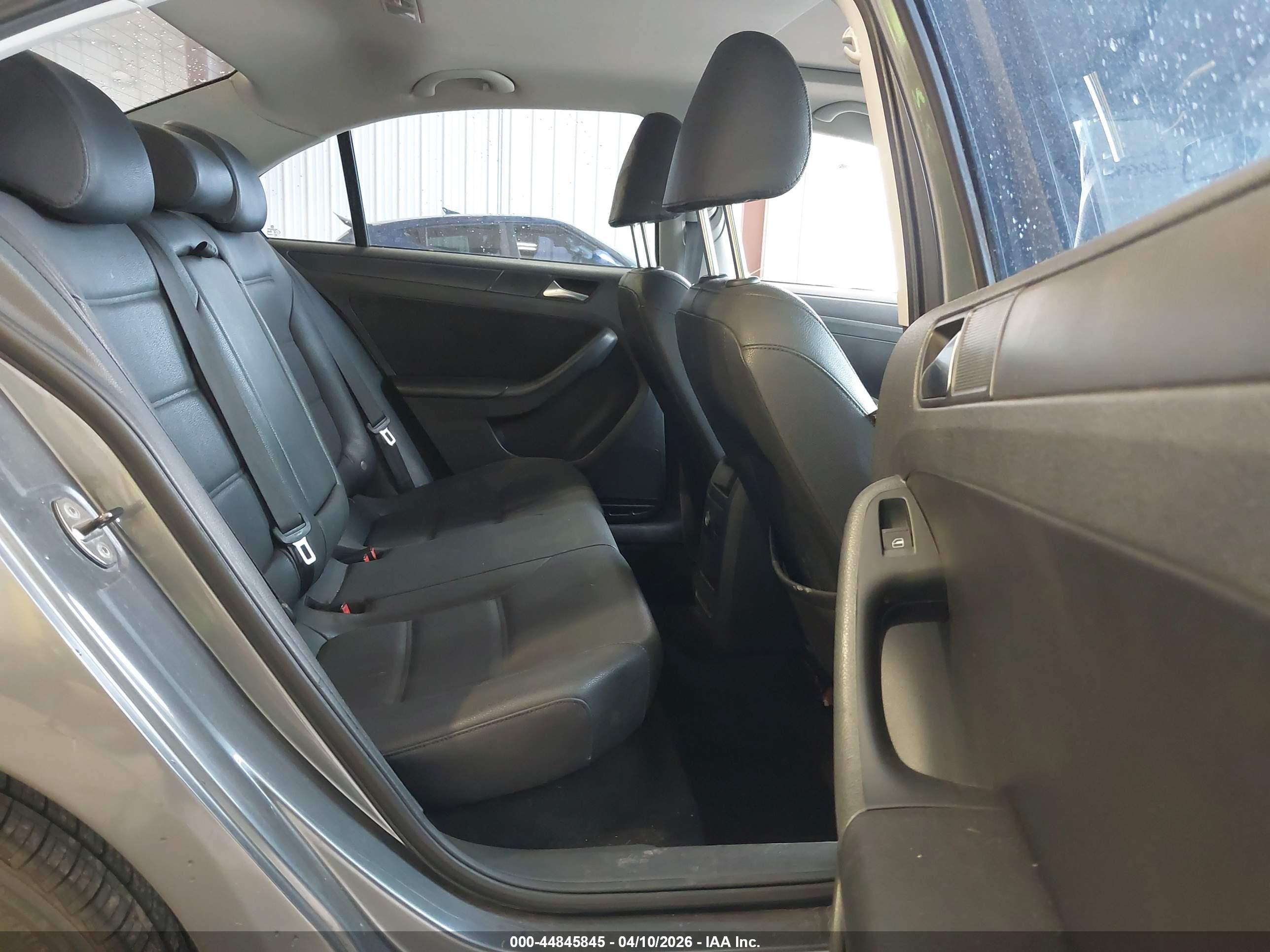 2011 Volkswagen Jetta 2.5l Se Gray vin: 3VWDZ7AJ0BM380803