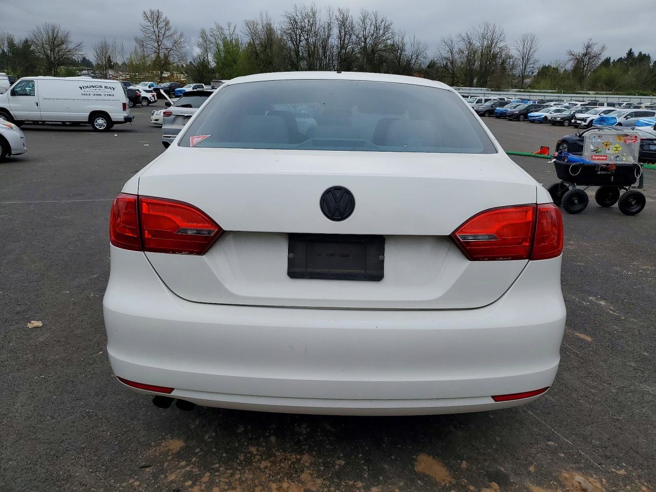 2011 Volkswagen Jetta Se White vin: 3VWDZ7AJ1BM100175