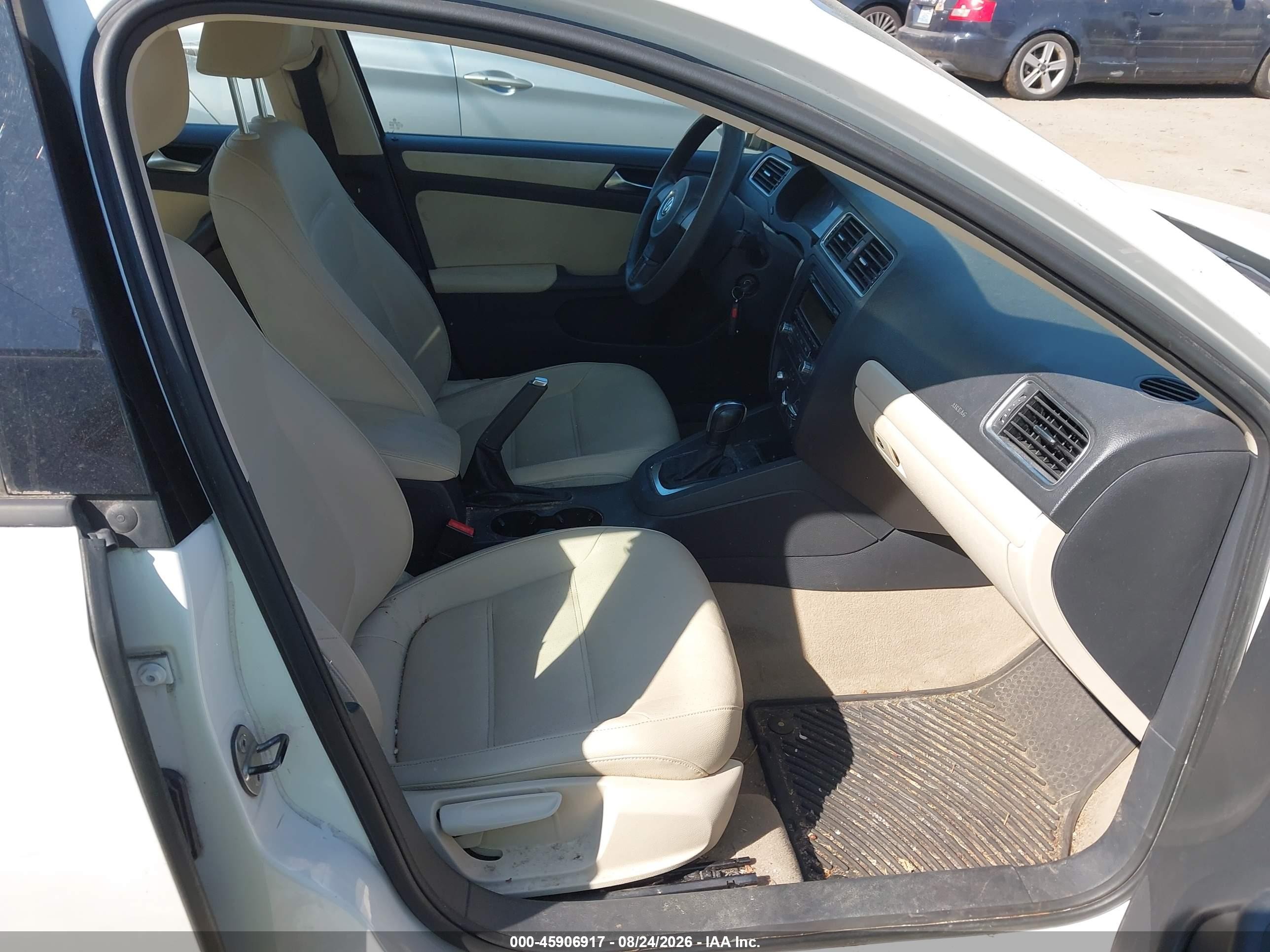 2011 Volkswagen Jetta 2.5l Se Белый vin: 3VWDZ7AJ1BM302367