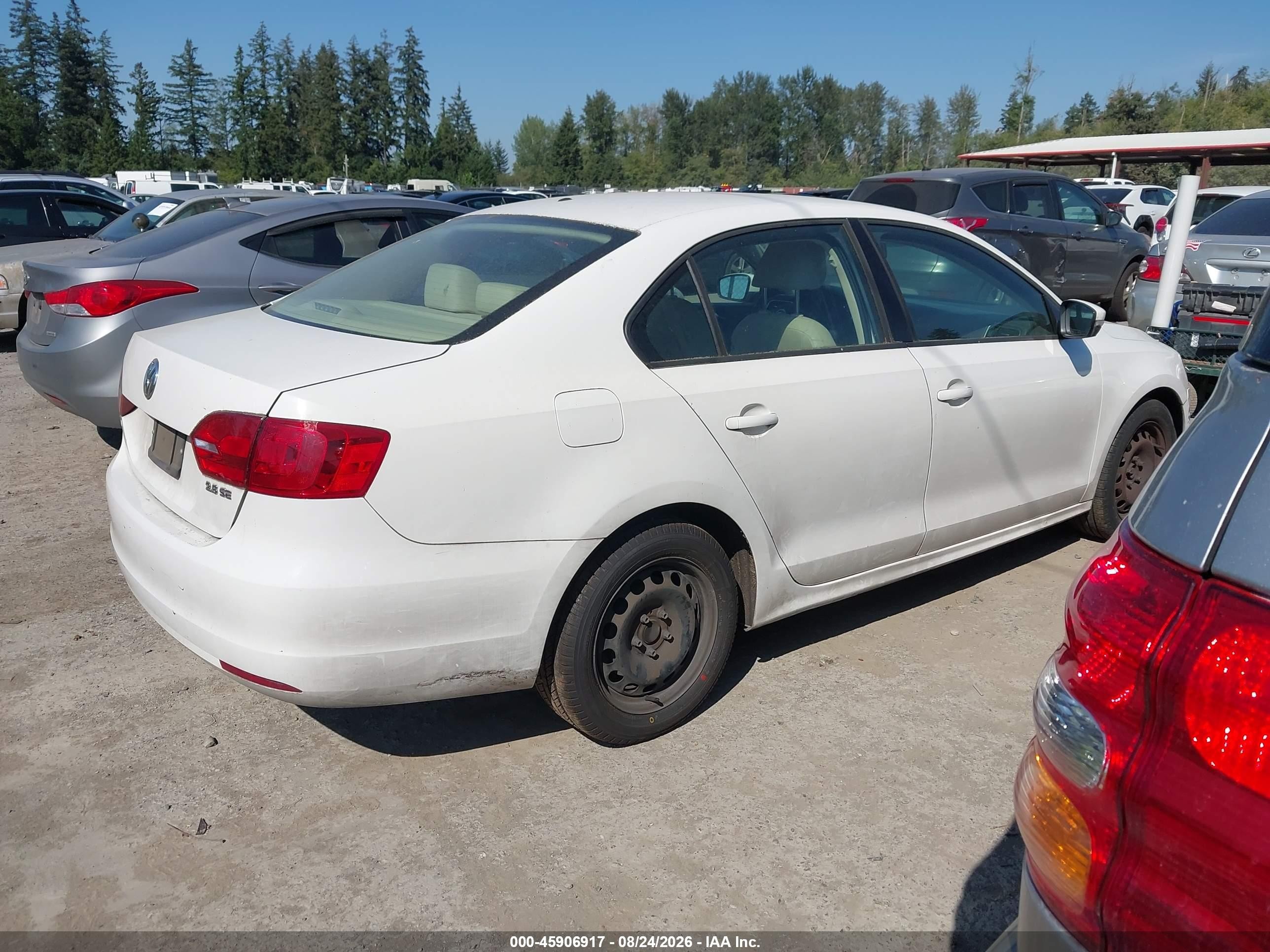 2011 Volkswagen Jetta 2.5l Se Белый vin: 3VWDZ7AJ1BM302367
