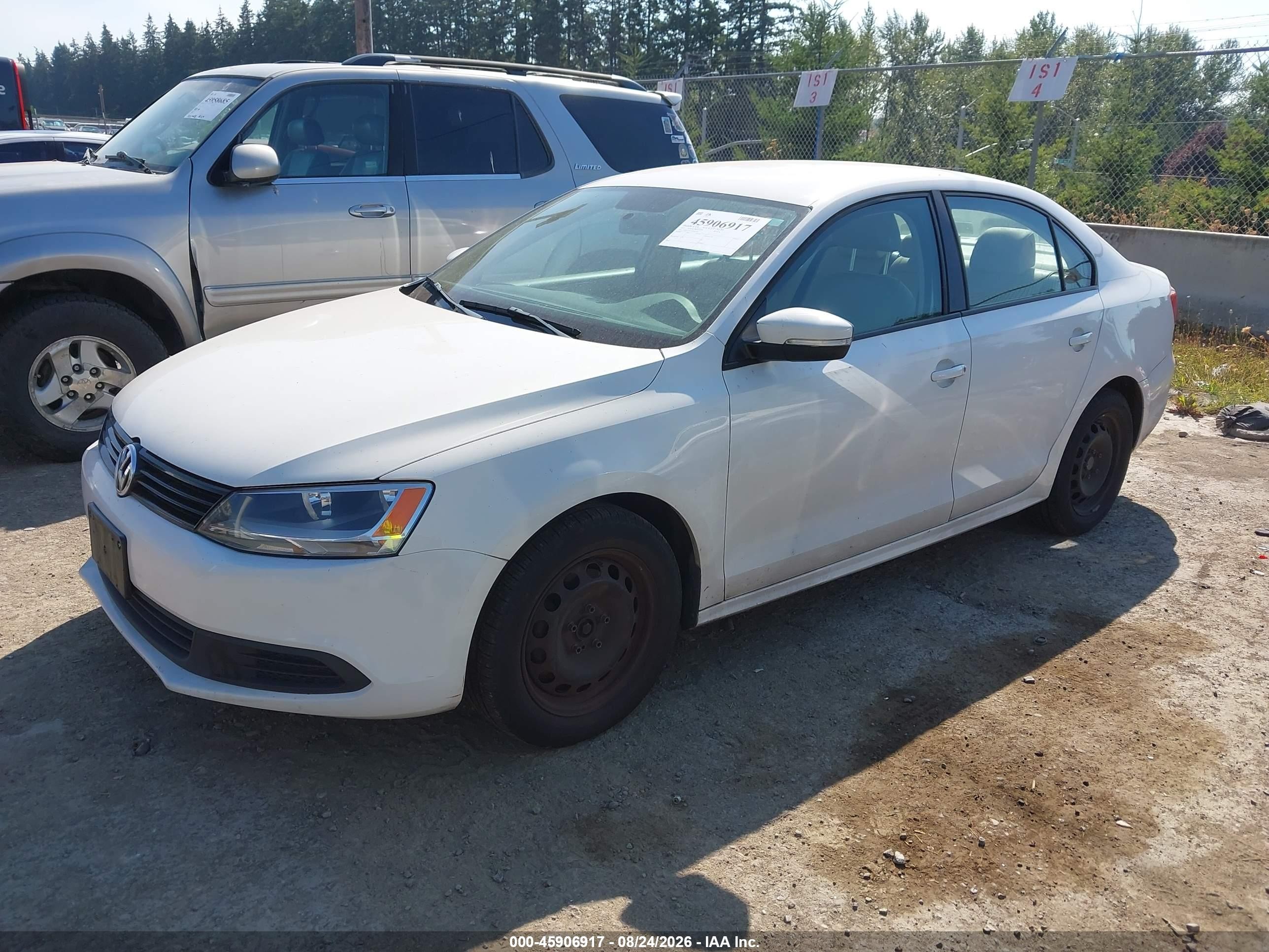 2011 Volkswagen Jetta 2.5l Se Белый vin: 3VWDZ7AJ1BM302367