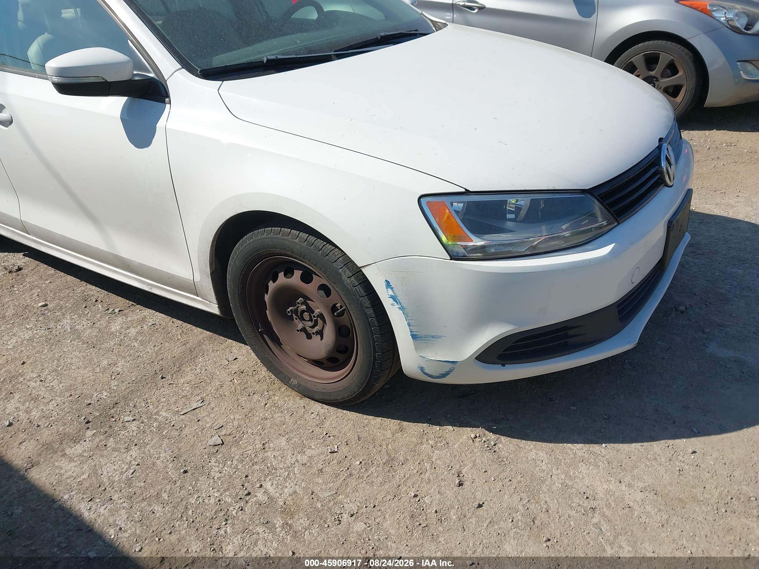 2011 Volkswagen Jetta 2.5l Se Белый vin: 3VWDZ7AJ1BM302367