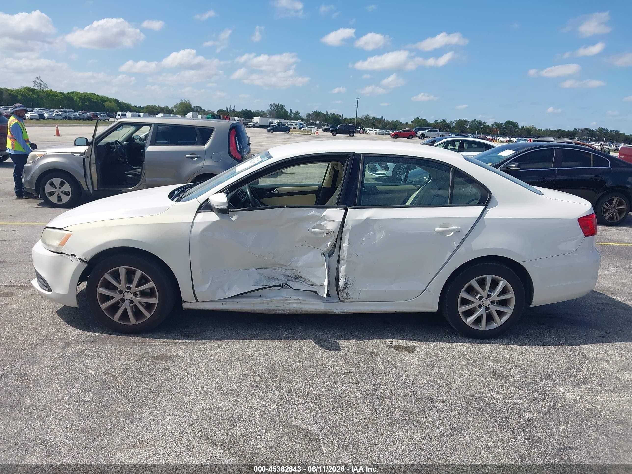 2011 Volkswagen Jetta 2.5l Se White vin: 3VWDZ7AJ1BM324126