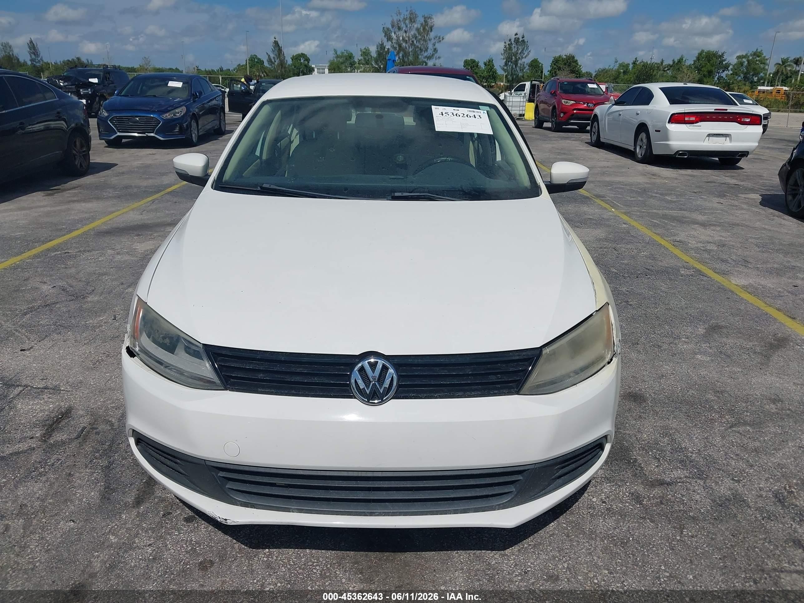 2011 Volkswagen Jetta 2.5l Se White vin: 3VWDZ7AJ1BM324126