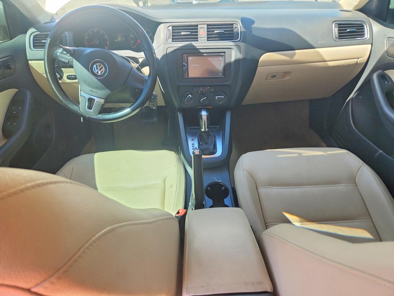 2011 Volkswagen Jetta Se Silver vin: 3VWDZ7AJ1BM330797