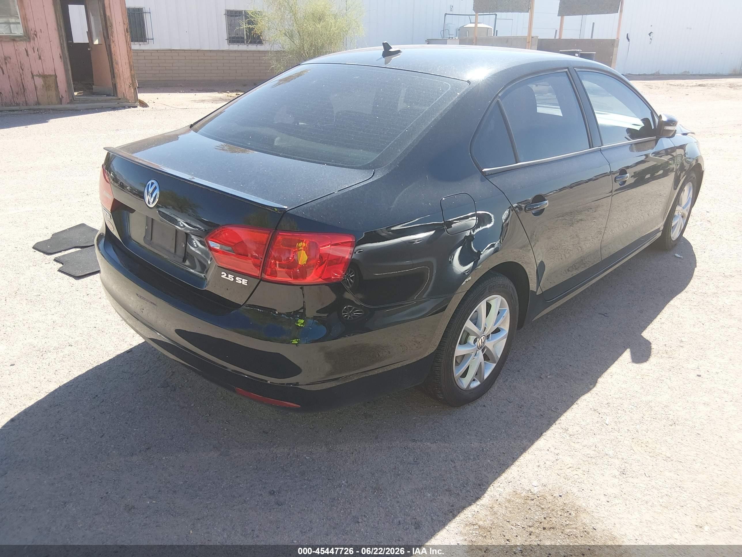 2011 Volkswagen Jetta 2.5l Se Черный vin: 3VWDZ7AJ1BM342013