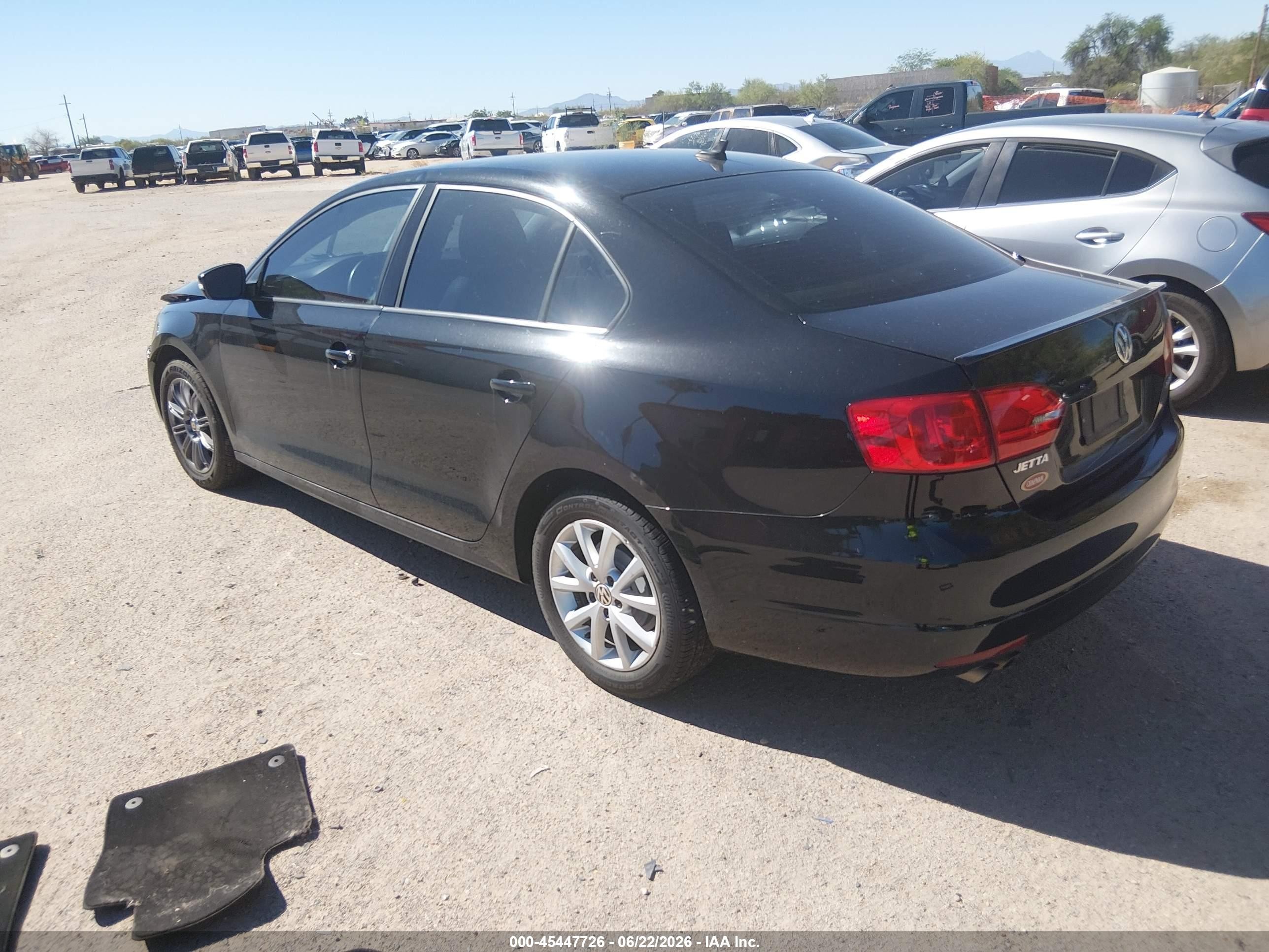 2011 Volkswagen Jetta 2.5l Se Черный vin: 3VWDZ7AJ1BM342013