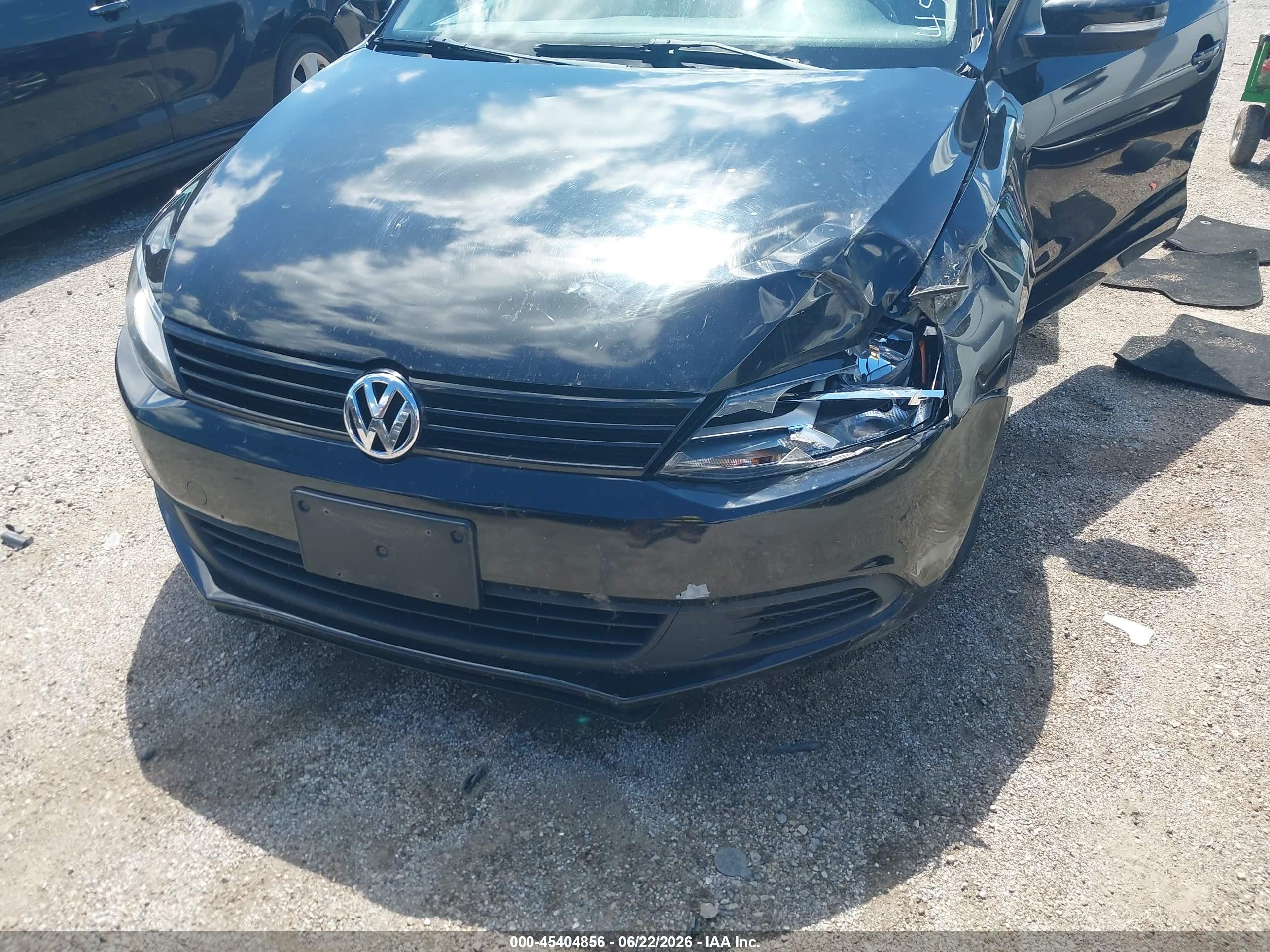 2011 Volkswagen Jetta 2.5l Se Черный vin: 3VWDZ7AJ2BM039998