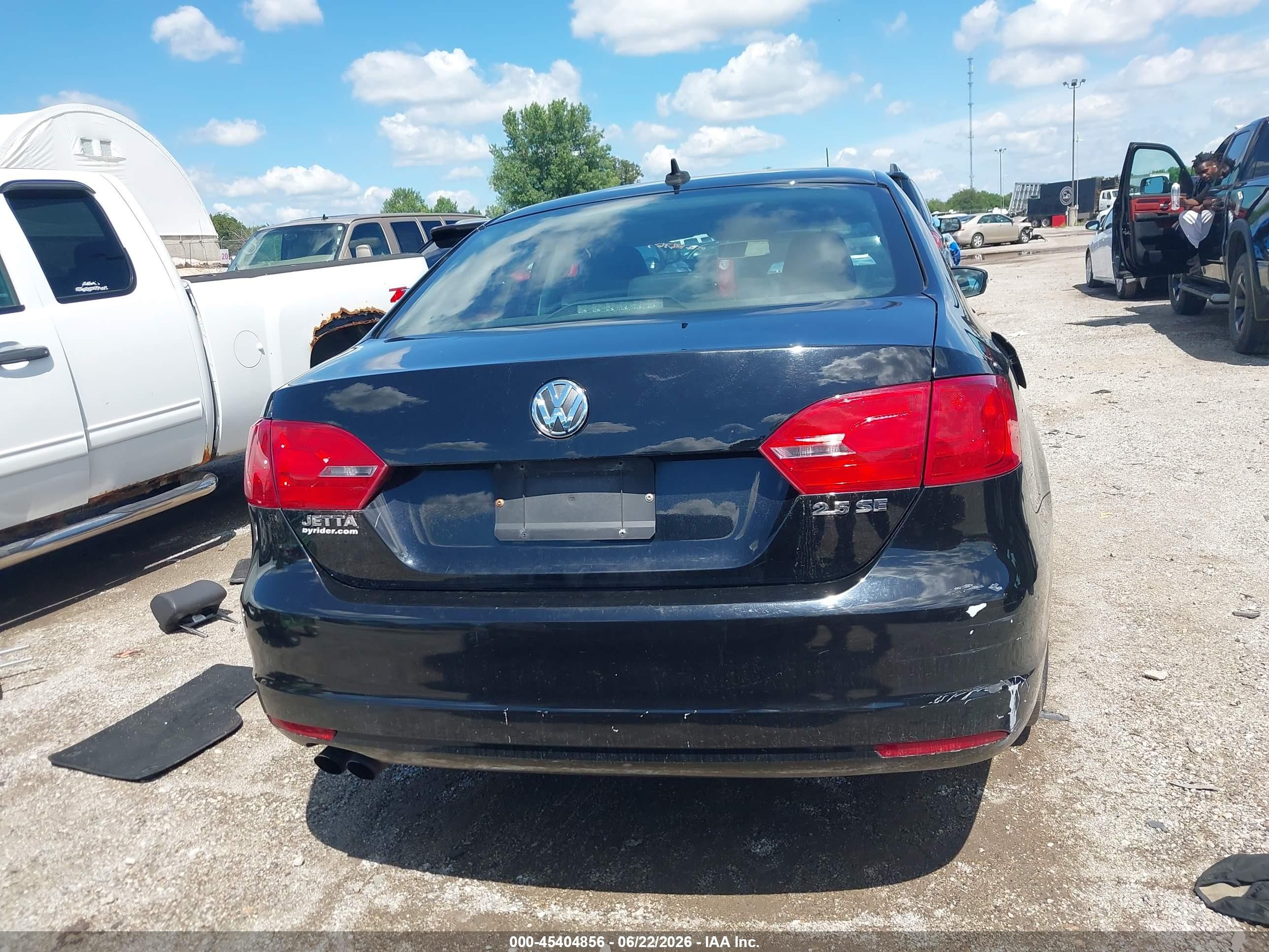 2011 Volkswagen Jetta 2.5l Se Черный vin: 3VWDZ7AJ2BM039998
