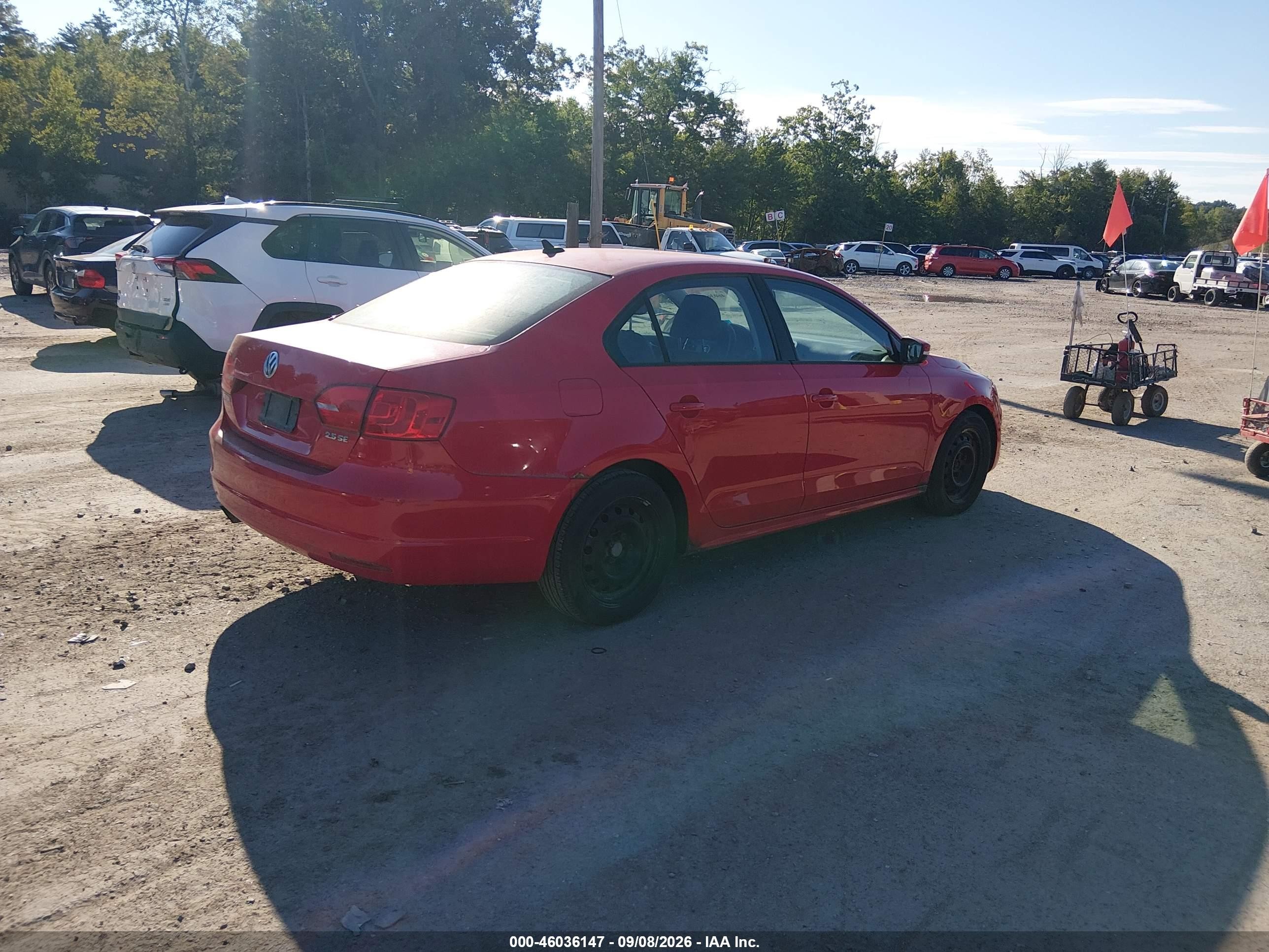 2011 Volkswagen Jetta 2.5l Se Red vin: 3VWDZ7AJ2BM066554