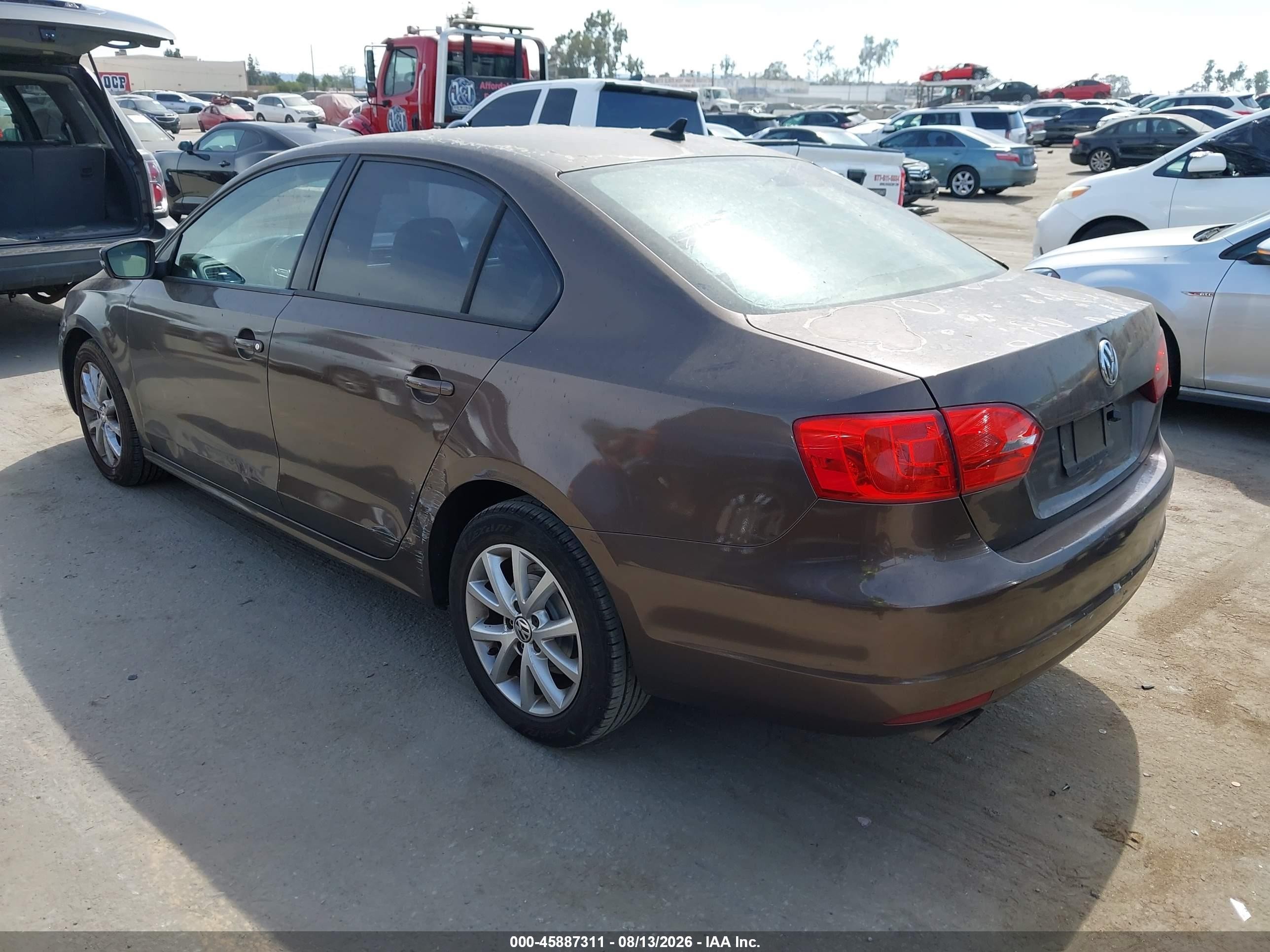 2011 Volkswagen Jetta 2.5l Se Brown vin: 3VWDZ7AJ2BM384285