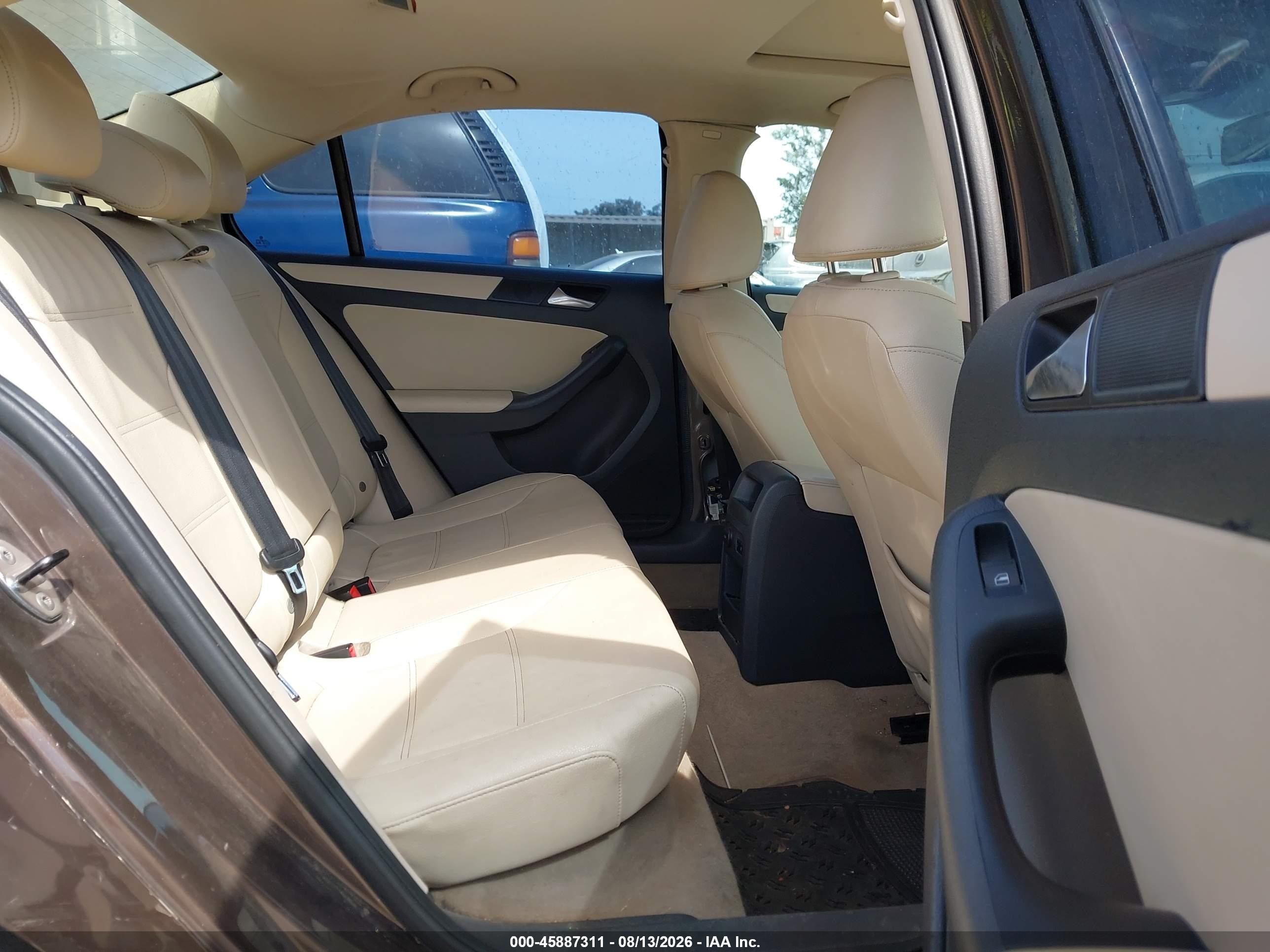 2011 Volkswagen Jetta 2.5l Se Brown vin: 3VWDZ7AJ2BM384285