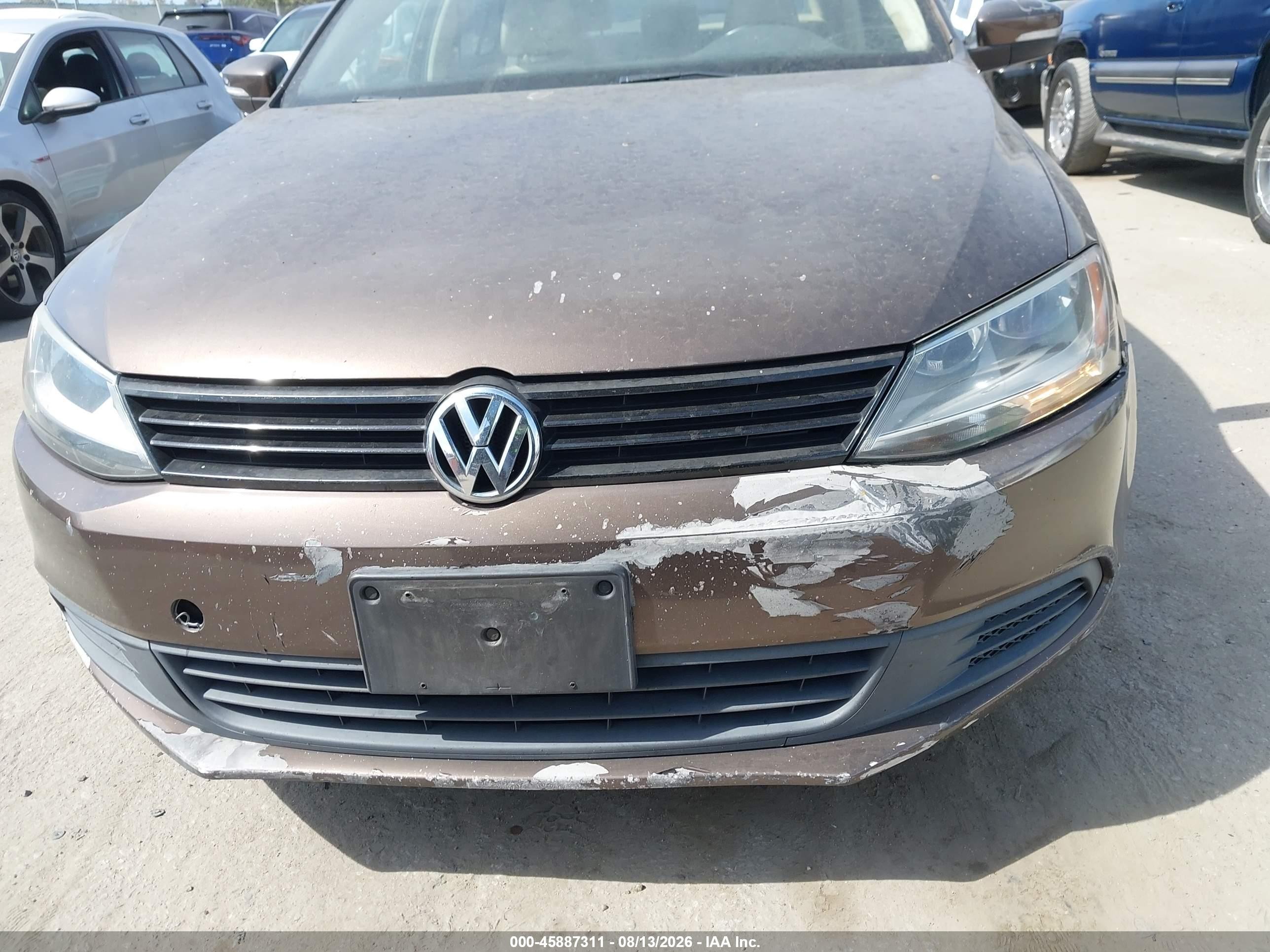 2011 Volkswagen Jetta 2.5l Se Brown vin: 3VWDZ7AJ2BM384285
