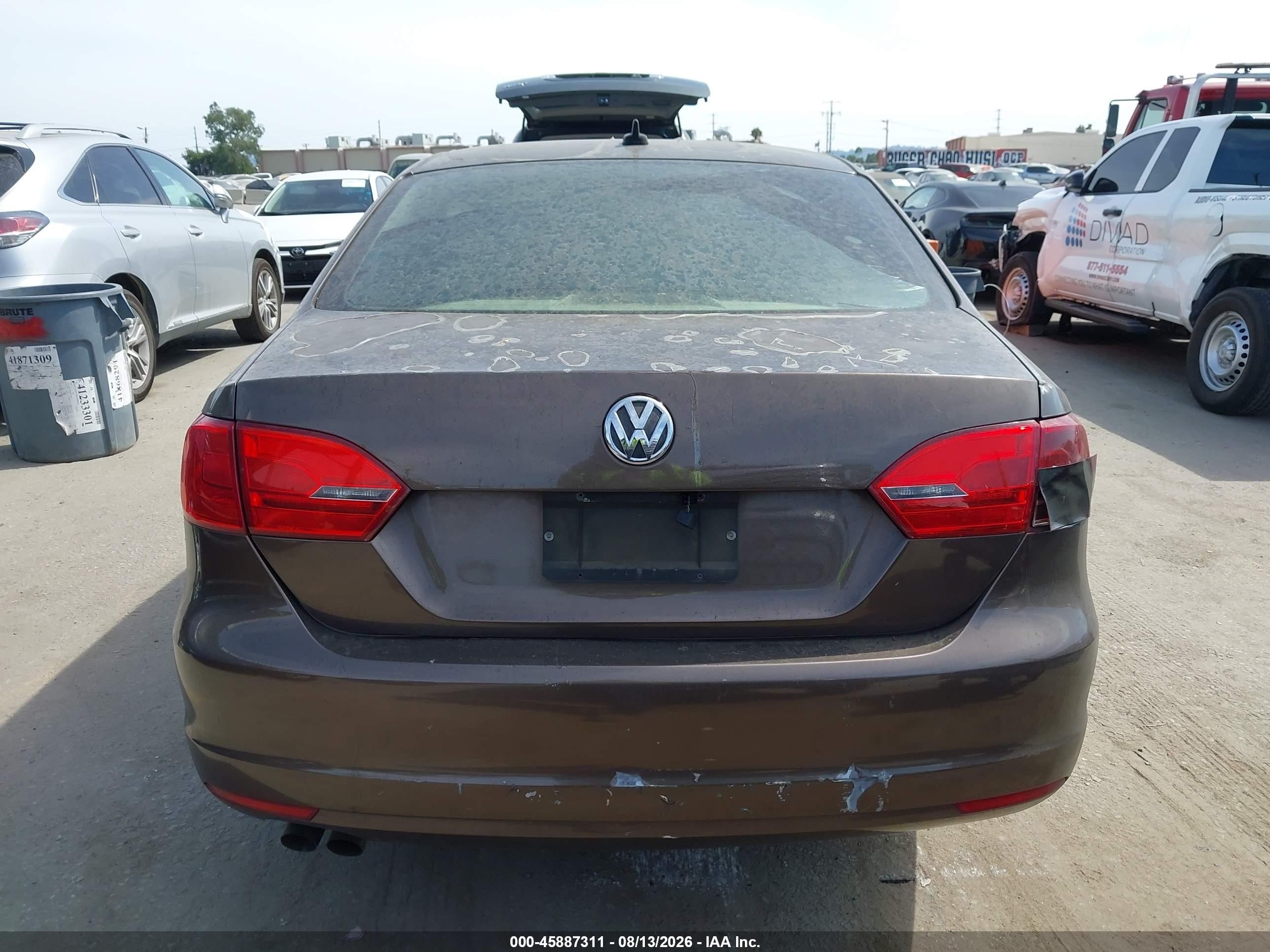 2011 Volkswagen Jetta 2.5l Se Brown vin: 3VWDZ7AJ2BM384285