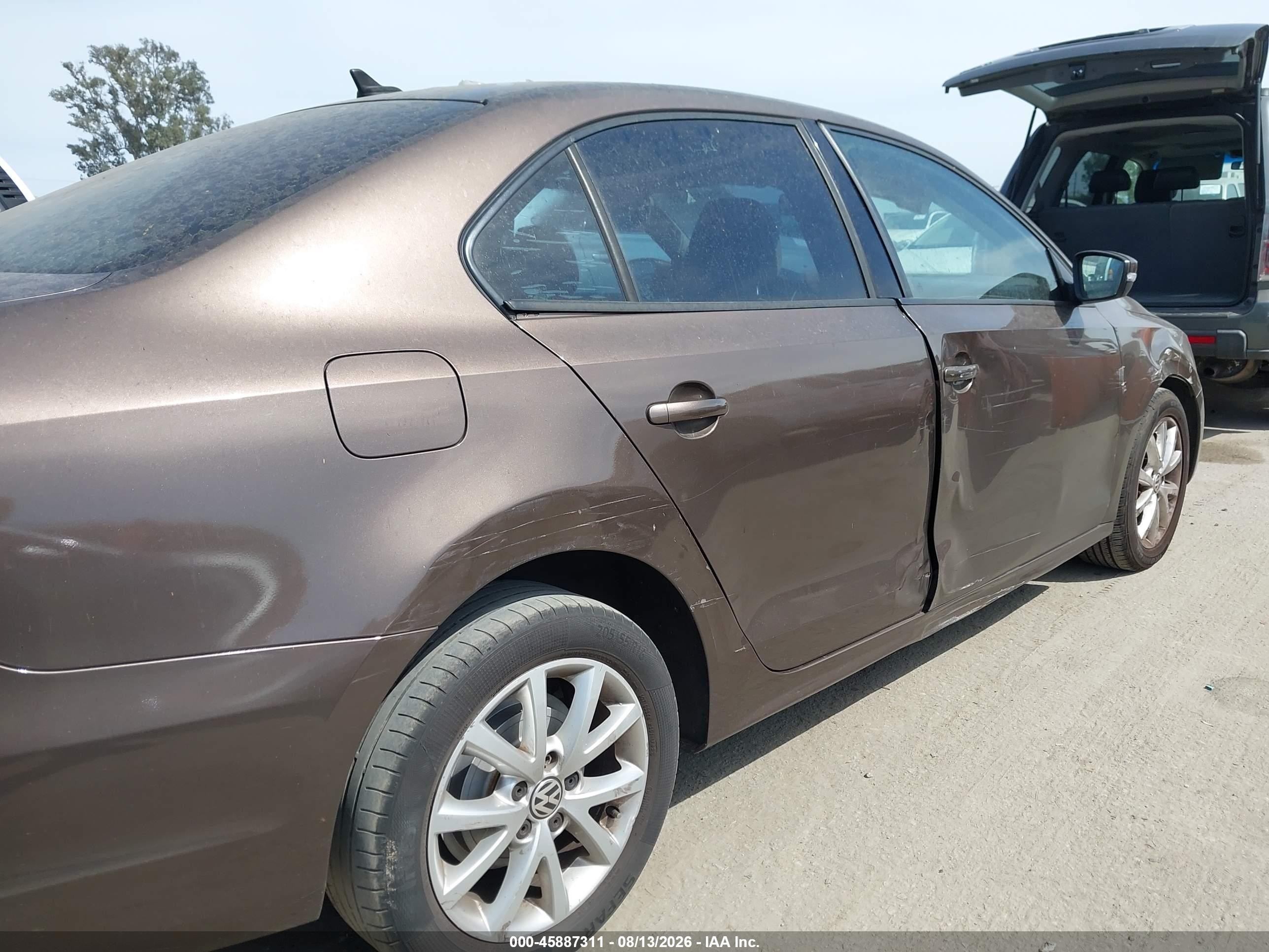 2011 Volkswagen Jetta 2.5l Se Brown vin: 3VWDZ7AJ2BM384285