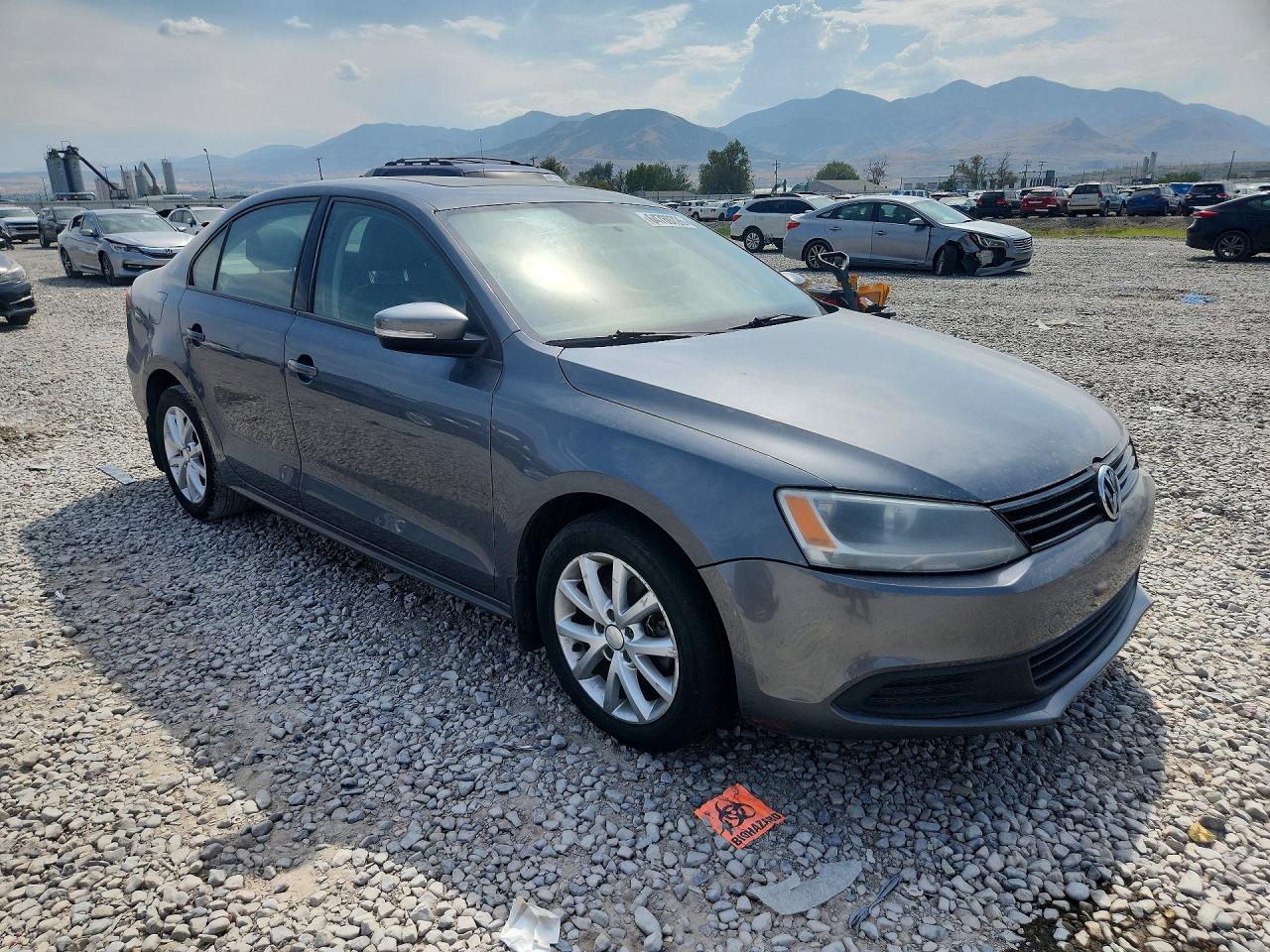 2011 Volkswagen Jetta Se Gray vin: 3VWDZ7AJ3BM080625