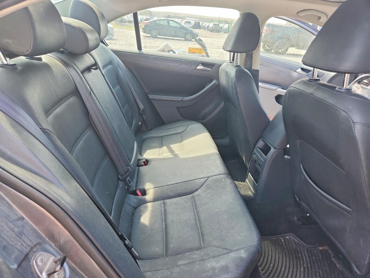 2011 Volkswagen Jetta Se Gray vin: 3VWDZ7AJ3BM080625