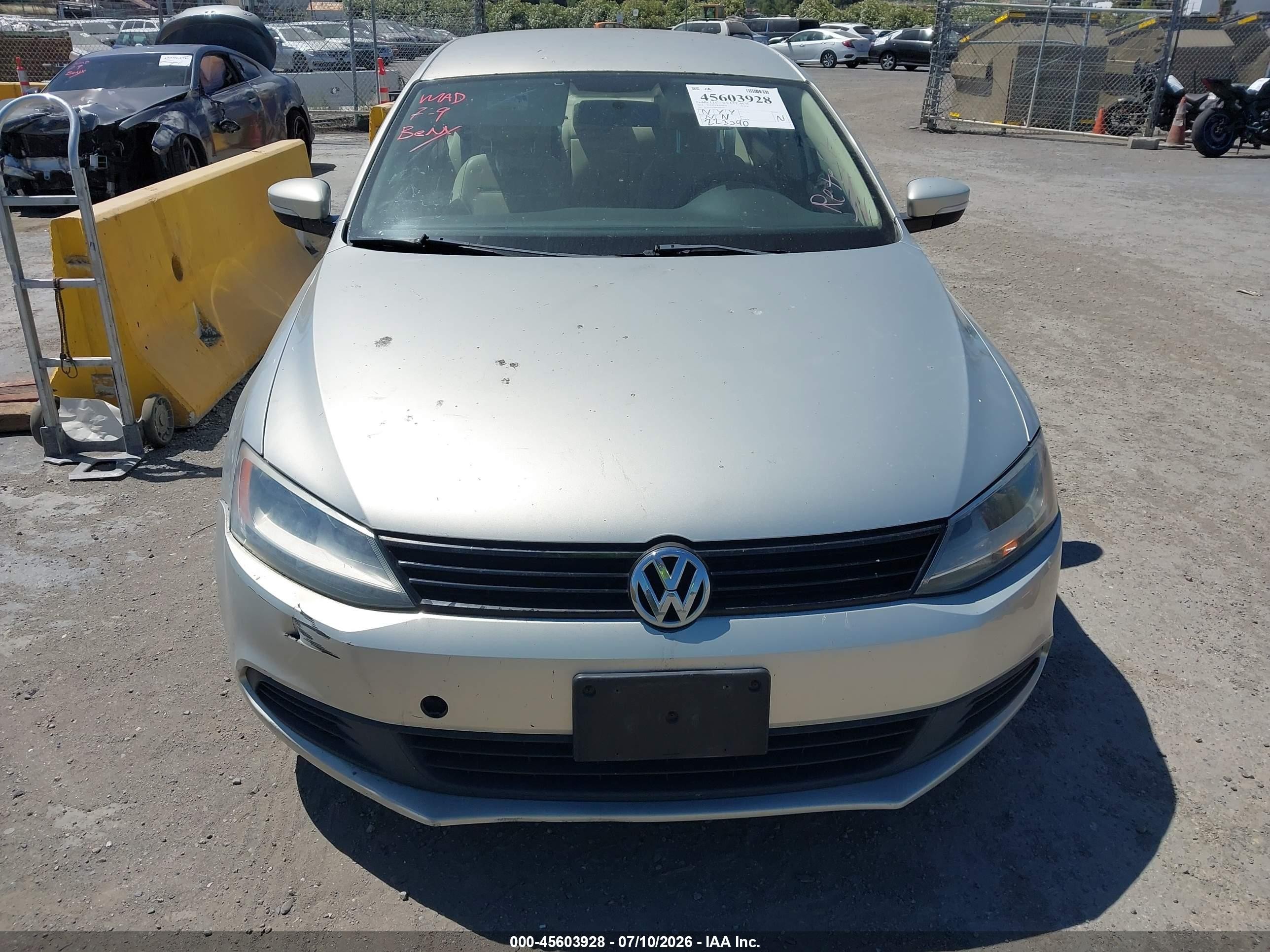 2011 Volkswagen Jetta 2.5l Se Gray vin: 3VWDZ7AJ3BM391259