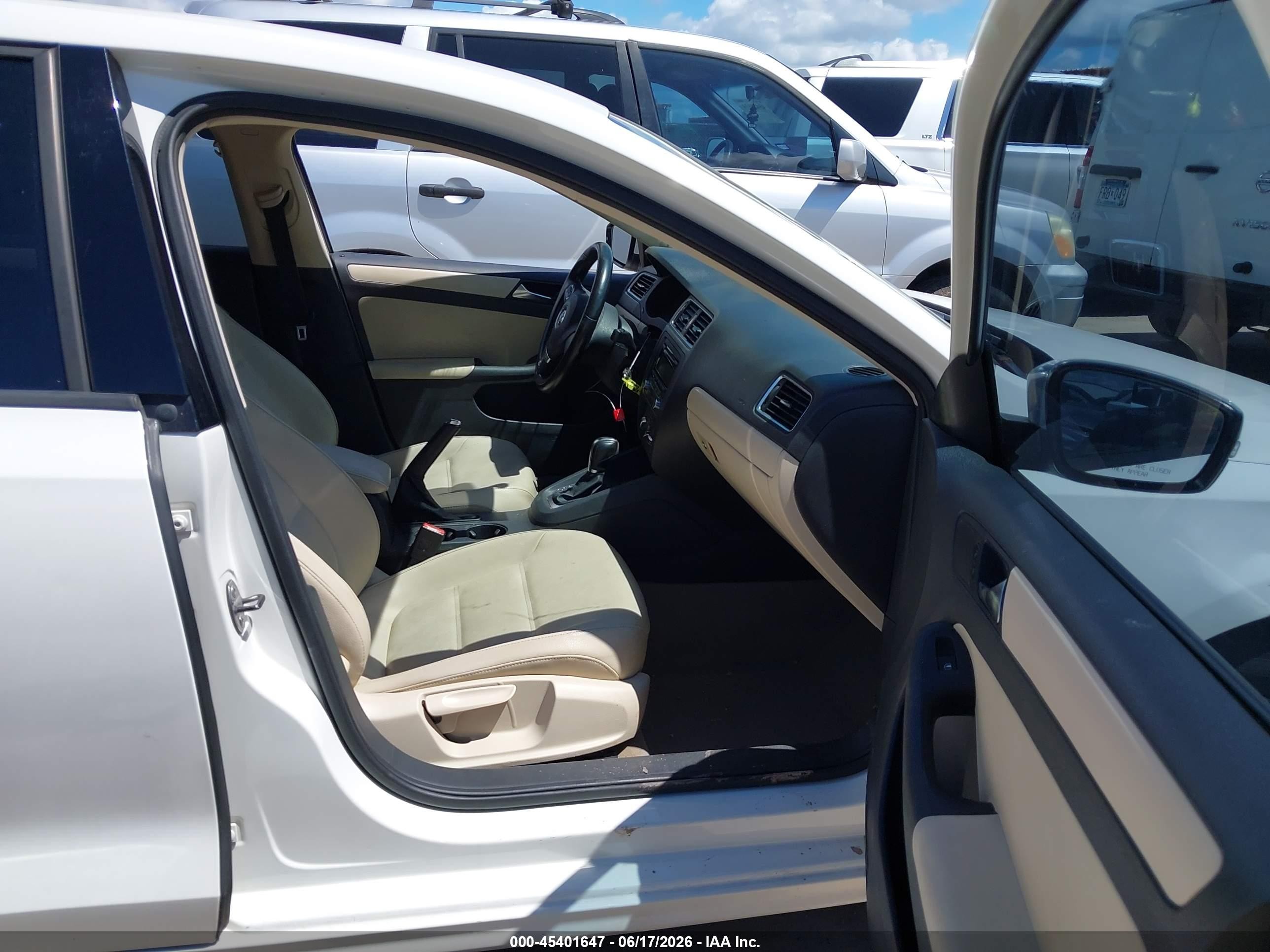 2011 Volkswagen Jetta 2.5l Se White vin: 3VWDZ7AJ3BM396350