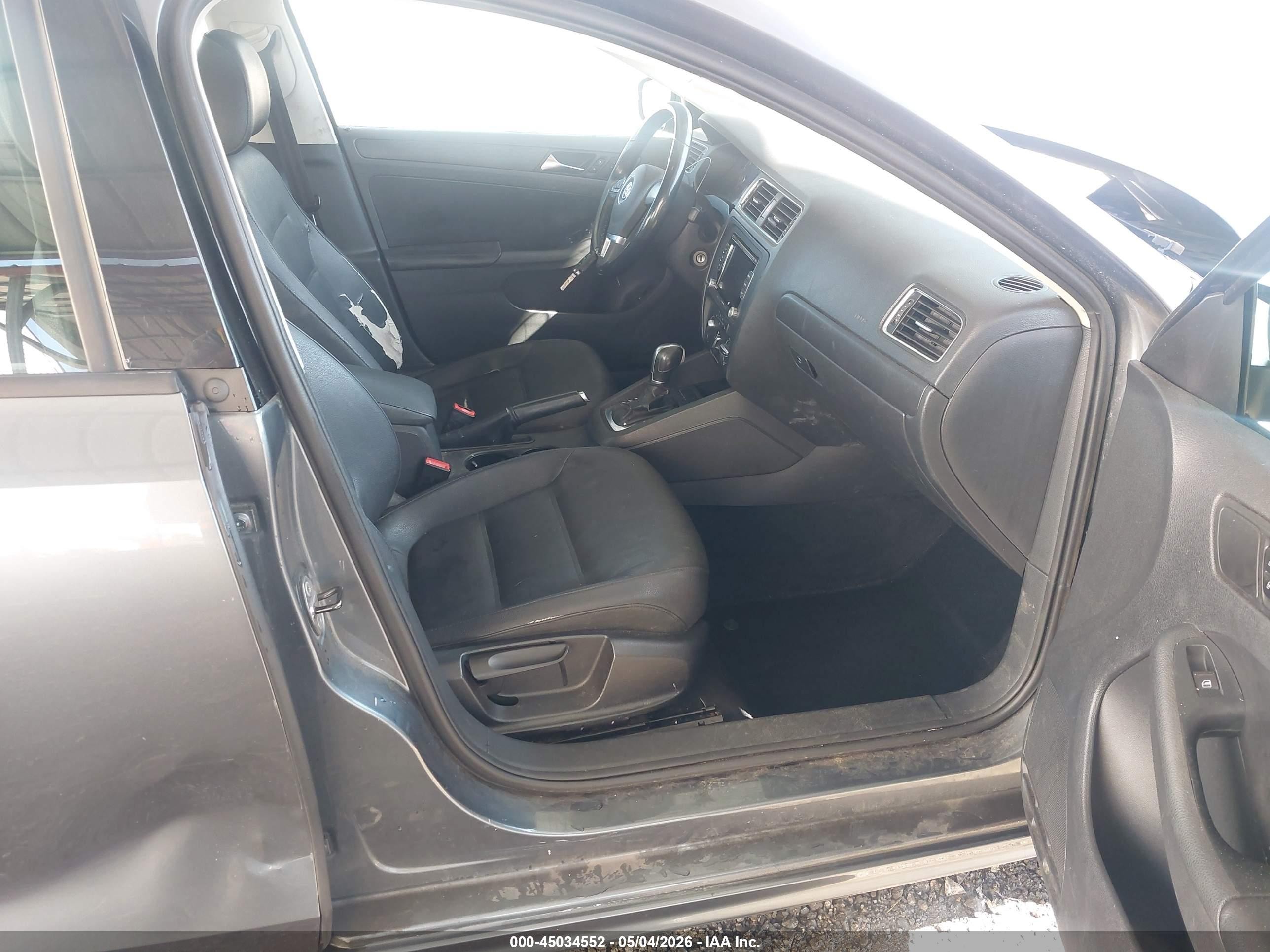 2011 Volkswagen Jetta 2.5l Se Gray vin: 3VWDZ7AJ4BM319440