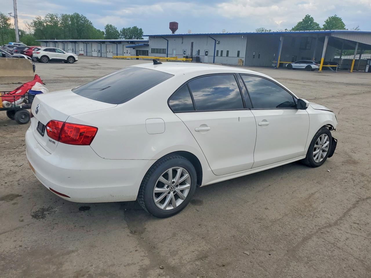 2011 Volkswagen Jetta Se Белый vin: 3VWDZ7AJ4BM384045