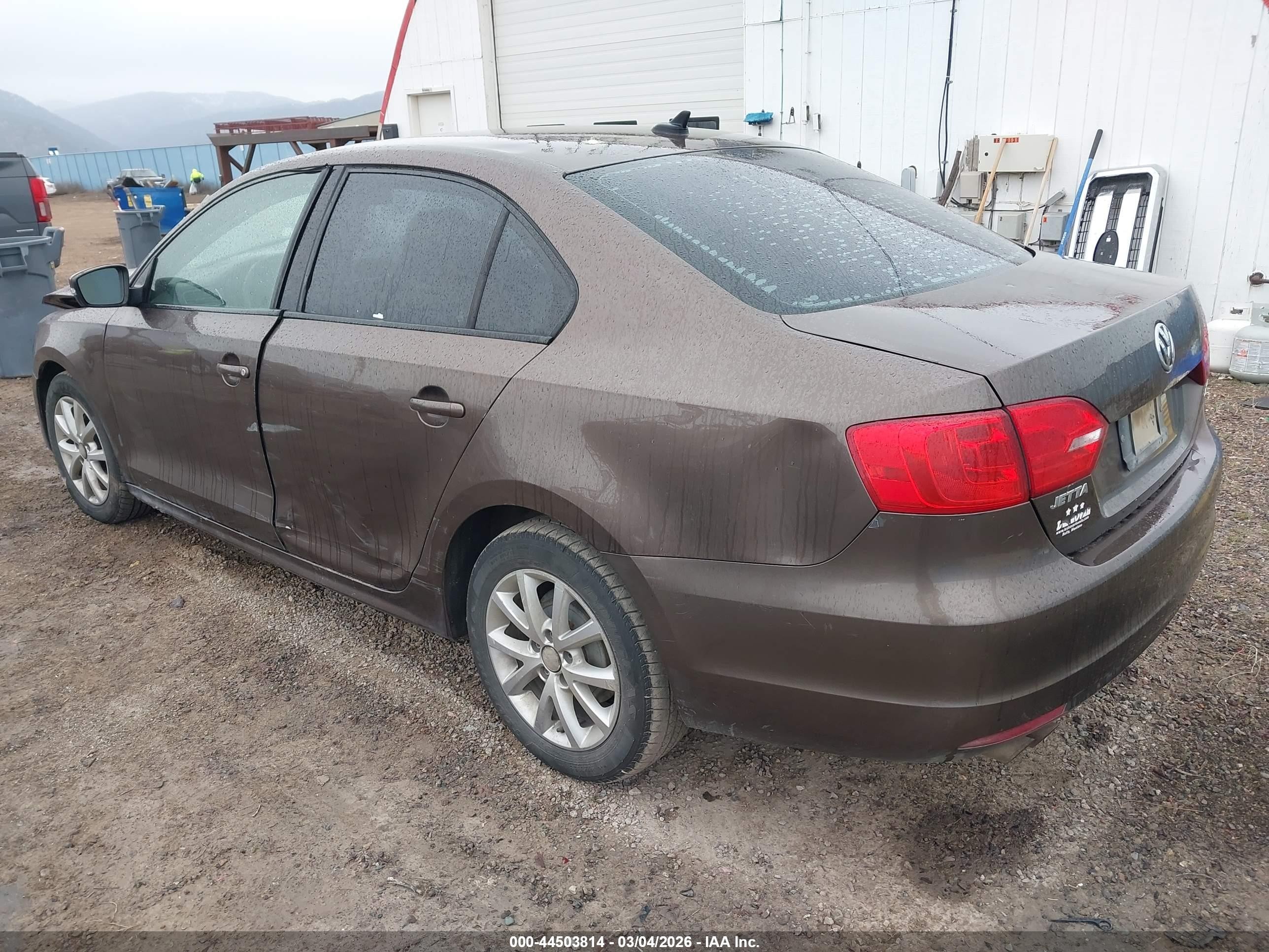 2011 Volkswagen Jetta 2.5l Se Brown vin: 3VWDZ7AJ4BM385373