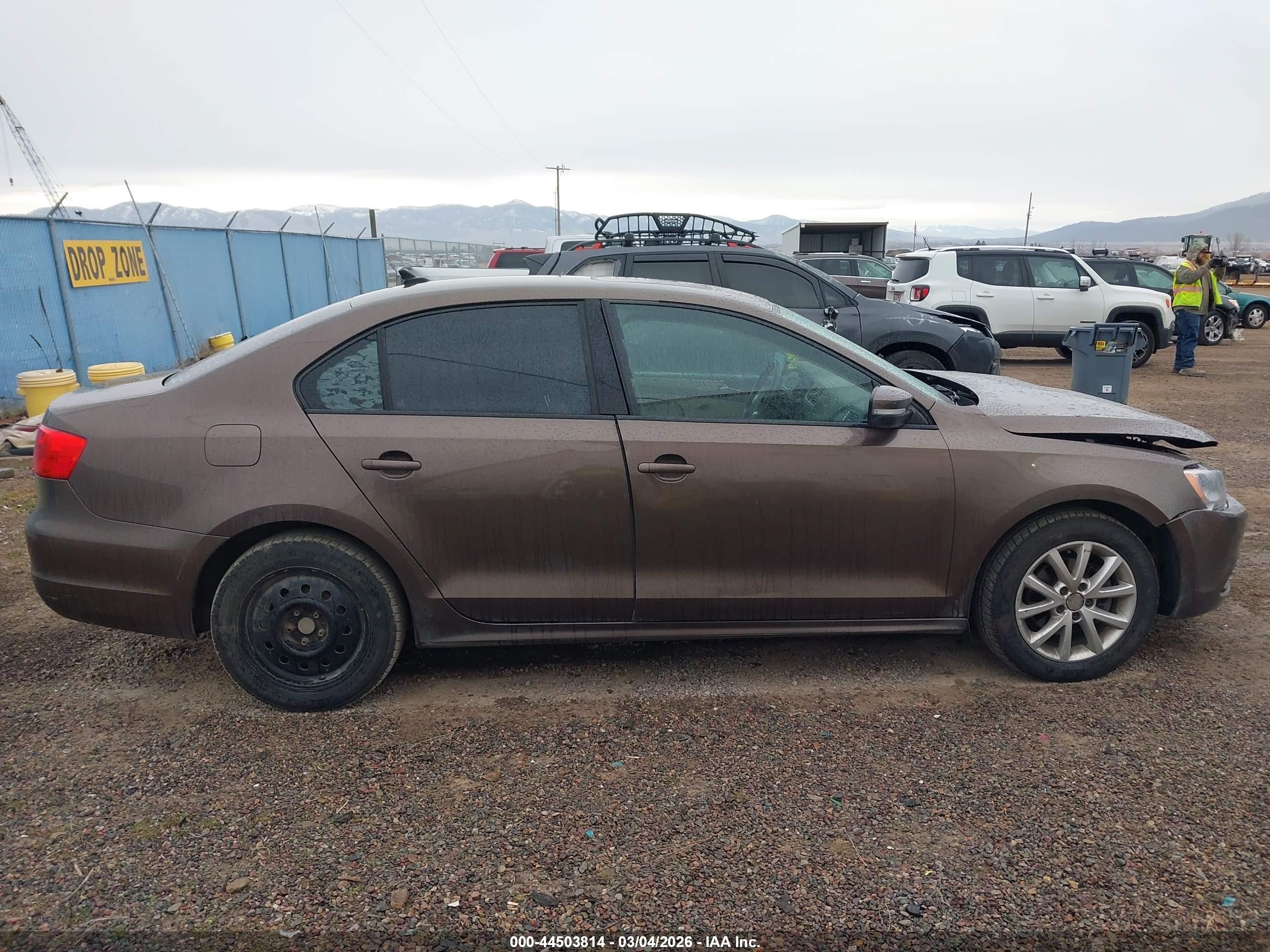 2011 Volkswagen Jetta 2.5l Se Brown vin: 3VWDZ7AJ4BM385373