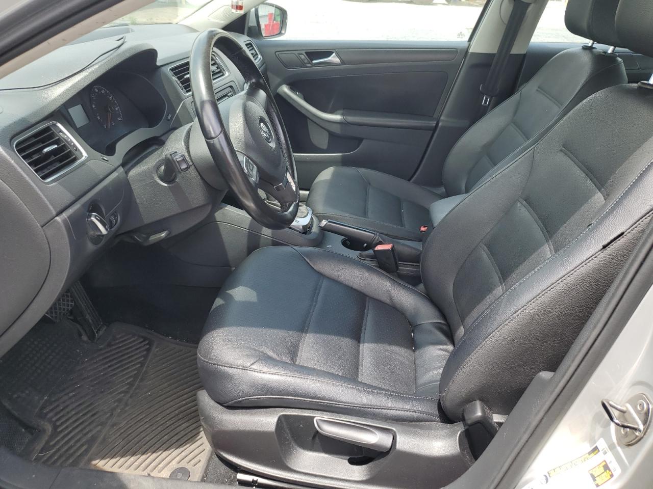 2011 Volkswagen Jetta Se Silver vin: 3VWDZ7AJ5BM022127