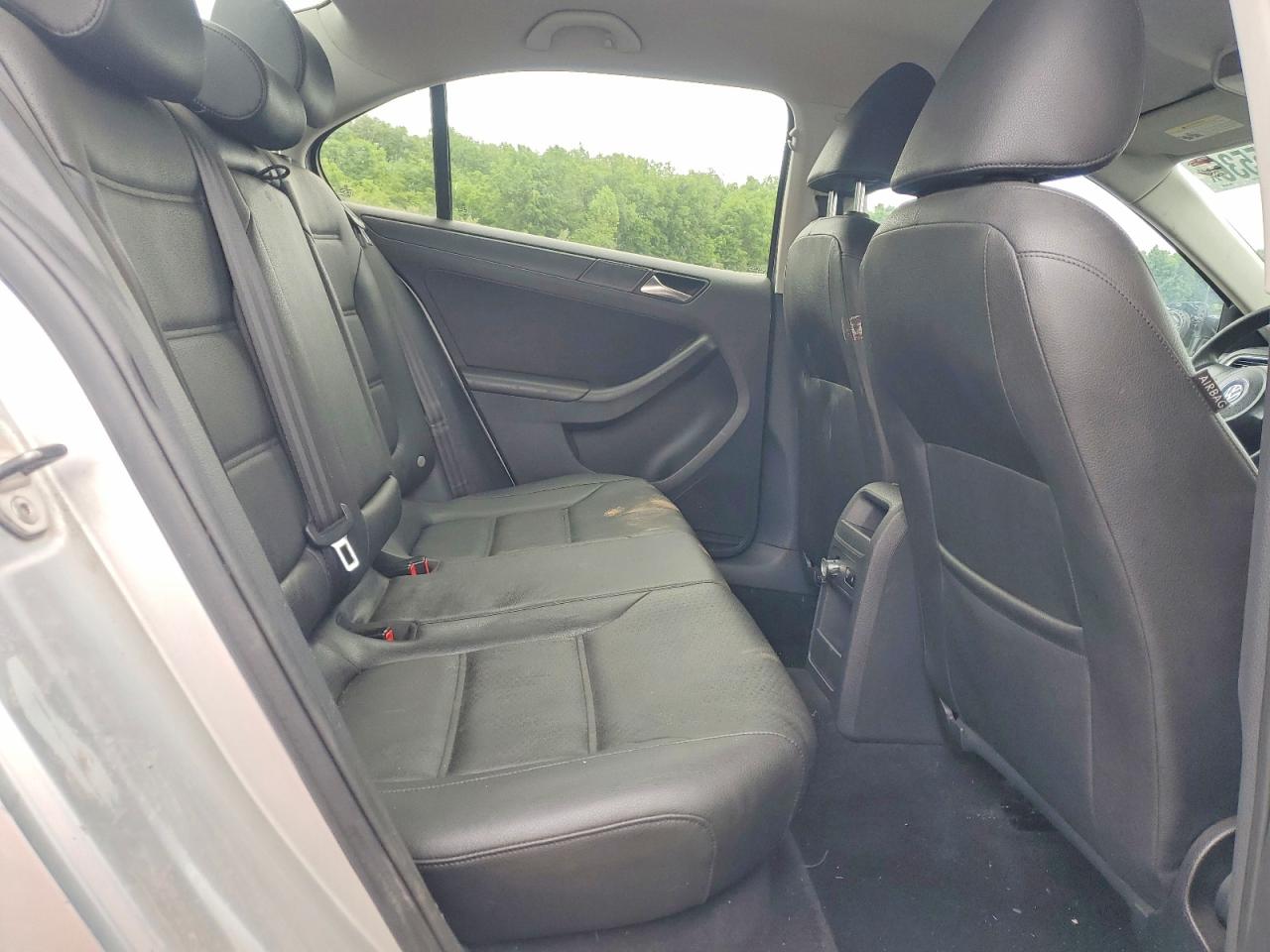 2011 Volkswagen Jetta Se Silver vin: 3VWDZ7AJ5BM301299