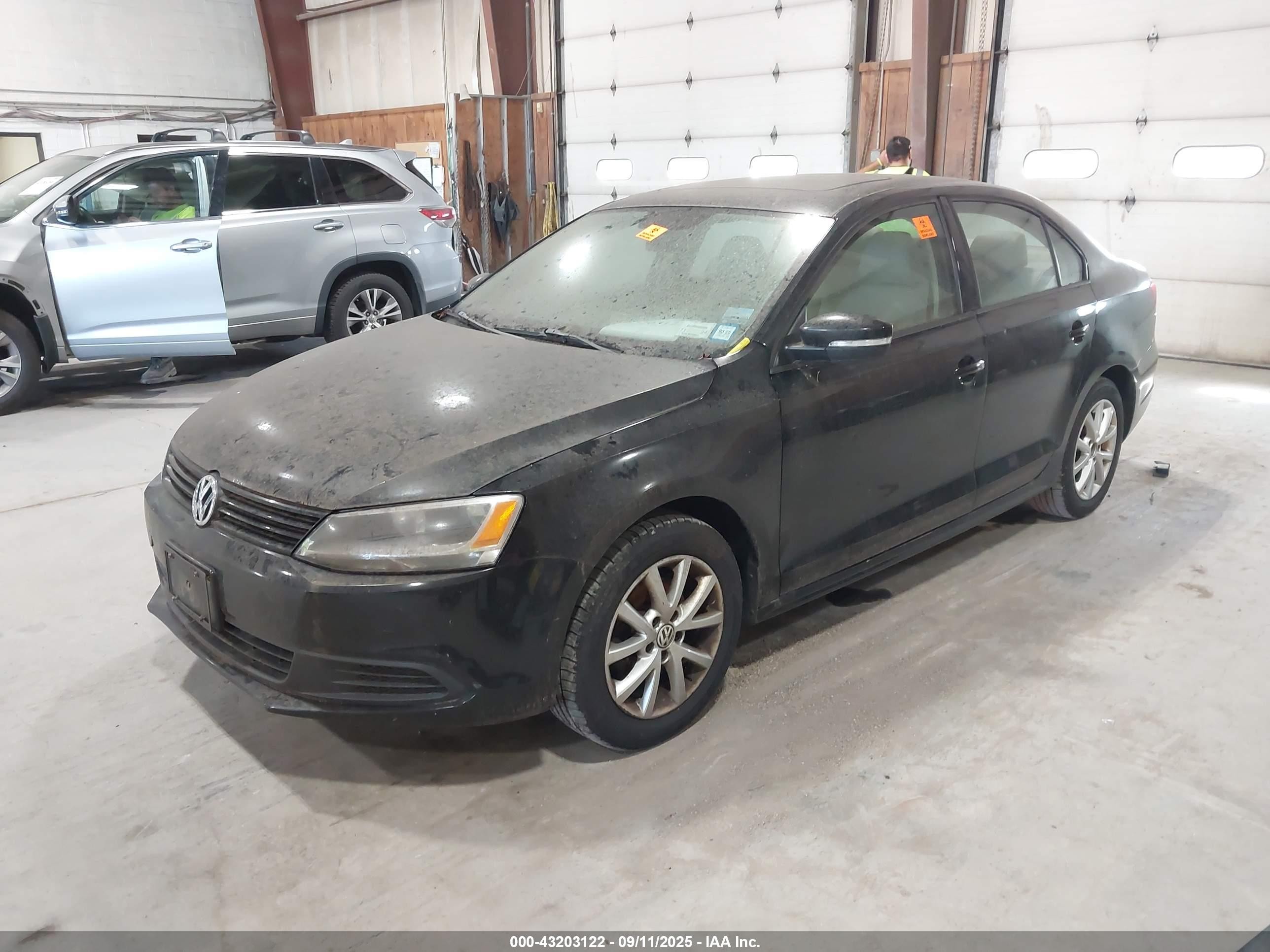 2011 Volkswagen Jetta 2.5l Se Черный vin: 3VWDZ7AJ5BM304400