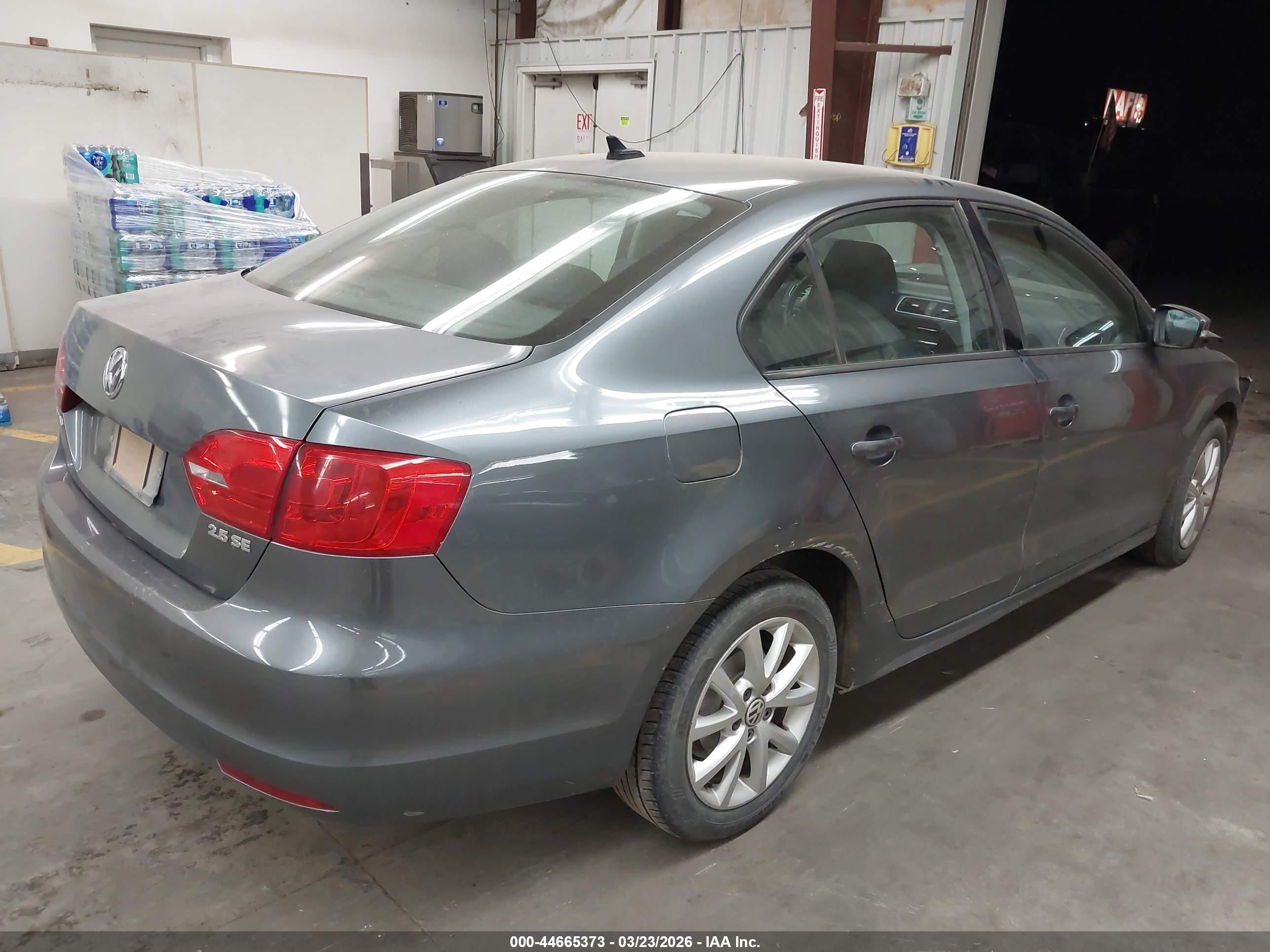2011 Volkswagen Jetta 2.5l Se Gray vin: 3VWDZ7AJ5BM317597