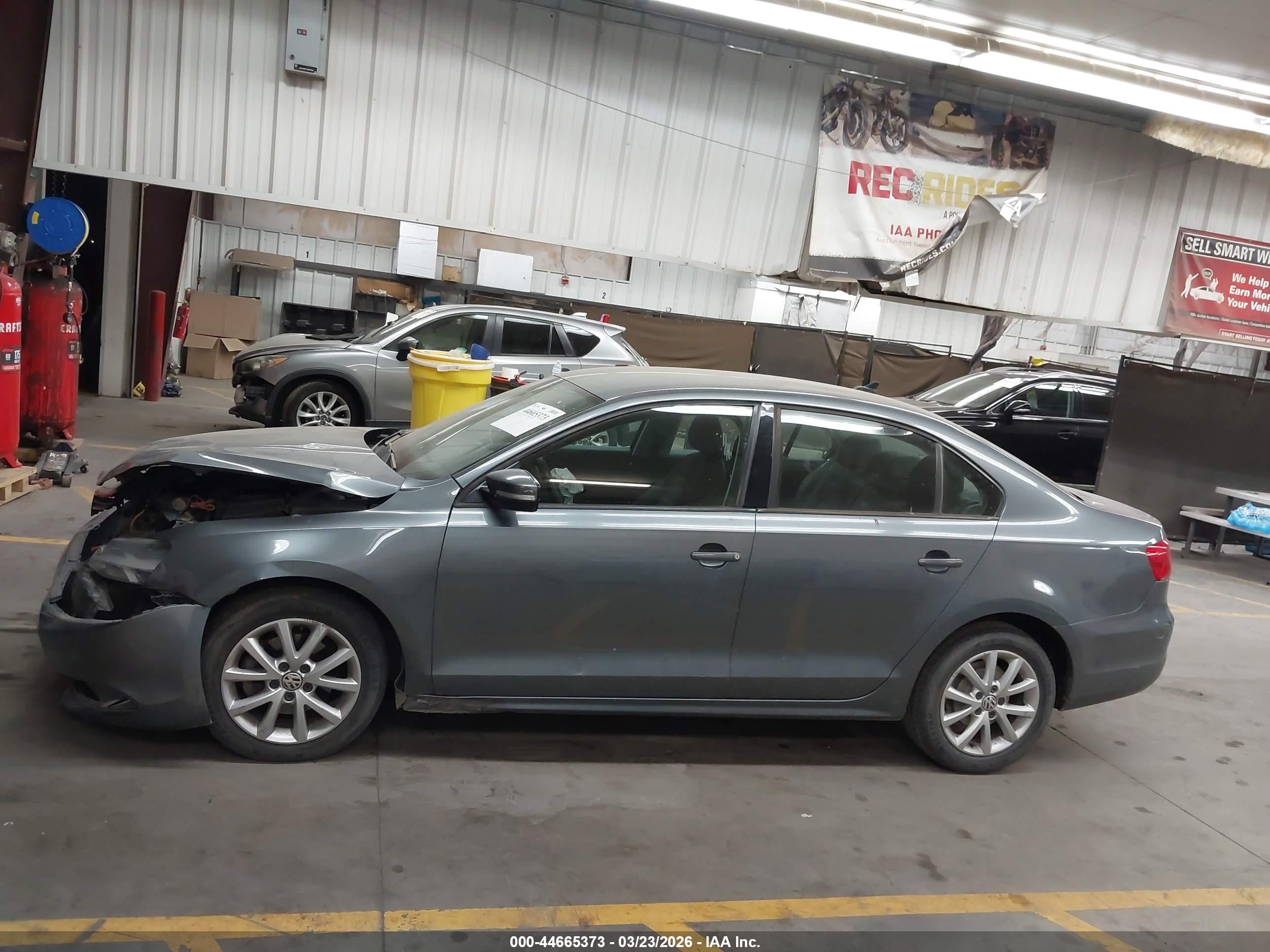 2011 Volkswagen Jetta 2.5l Se Gray vin: 3VWDZ7AJ5BM317597