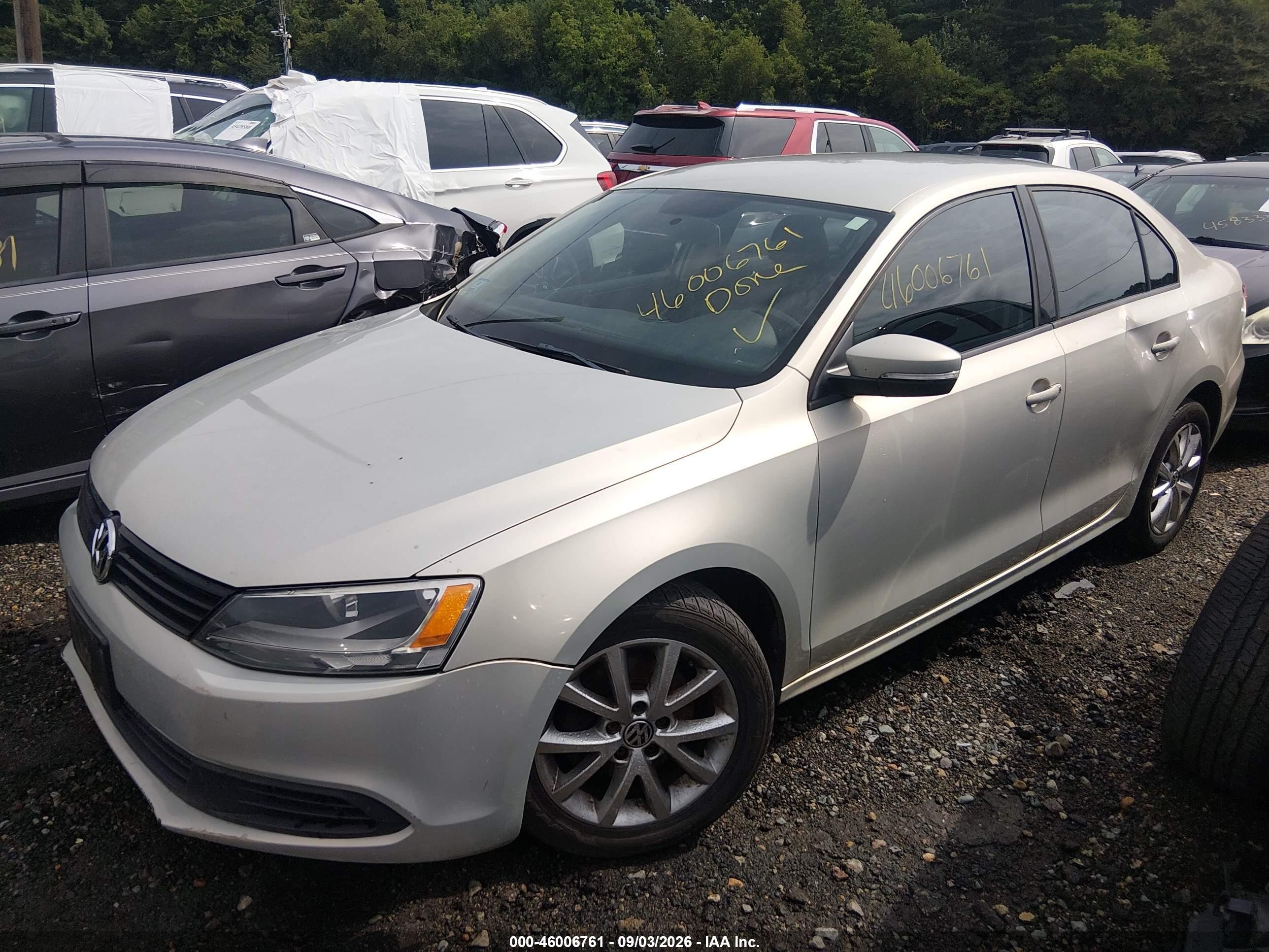 2011 Volkswagen Jetta 2.5l Se Silver vin: 3VWDZ7AJ5BM320175