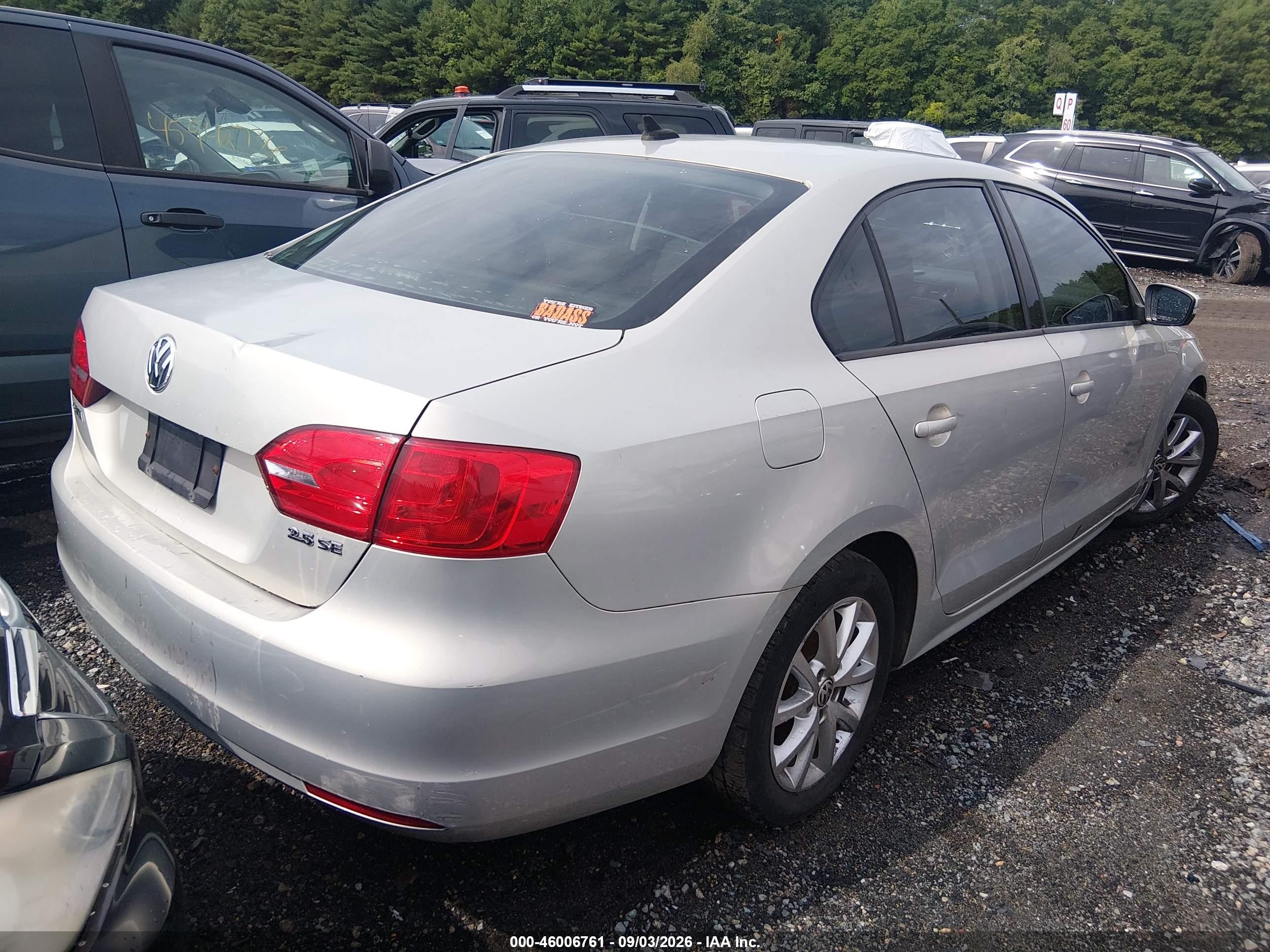 2011 Volkswagen Jetta 2.5l Se Silver vin: 3VWDZ7AJ5BM320175