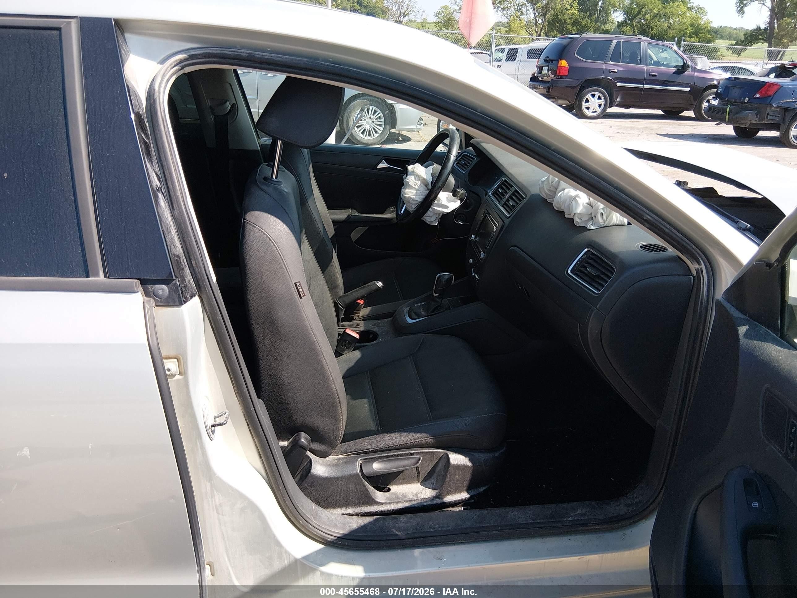 2011 Volkswagen Jetta 2.5l Se Silver vin: 3VWDZ7AJ5BM321732