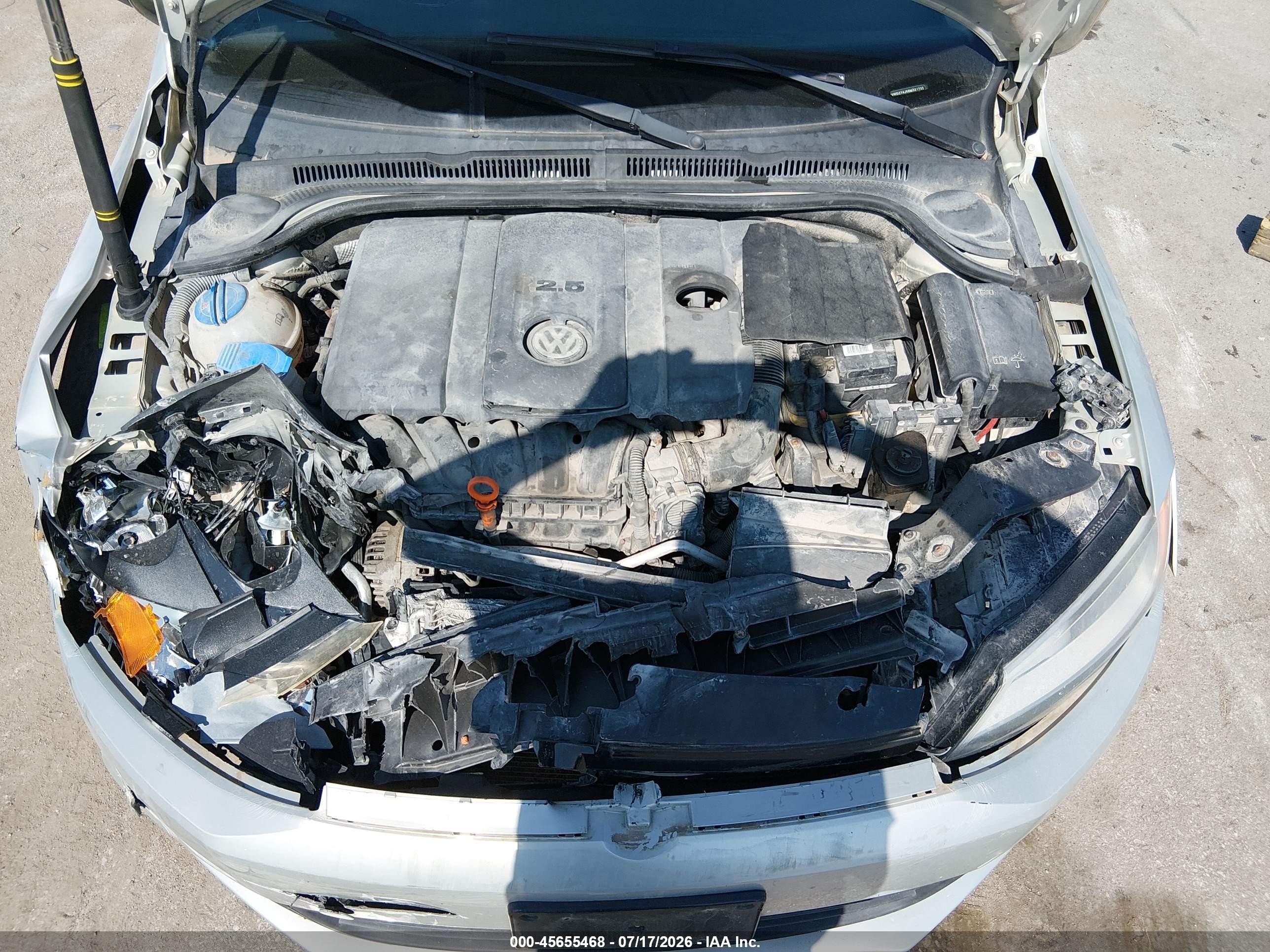 2011 Volkswagen Jetta 2.5l Se Silver vin: 3VWDZ7AJ5BM321732
