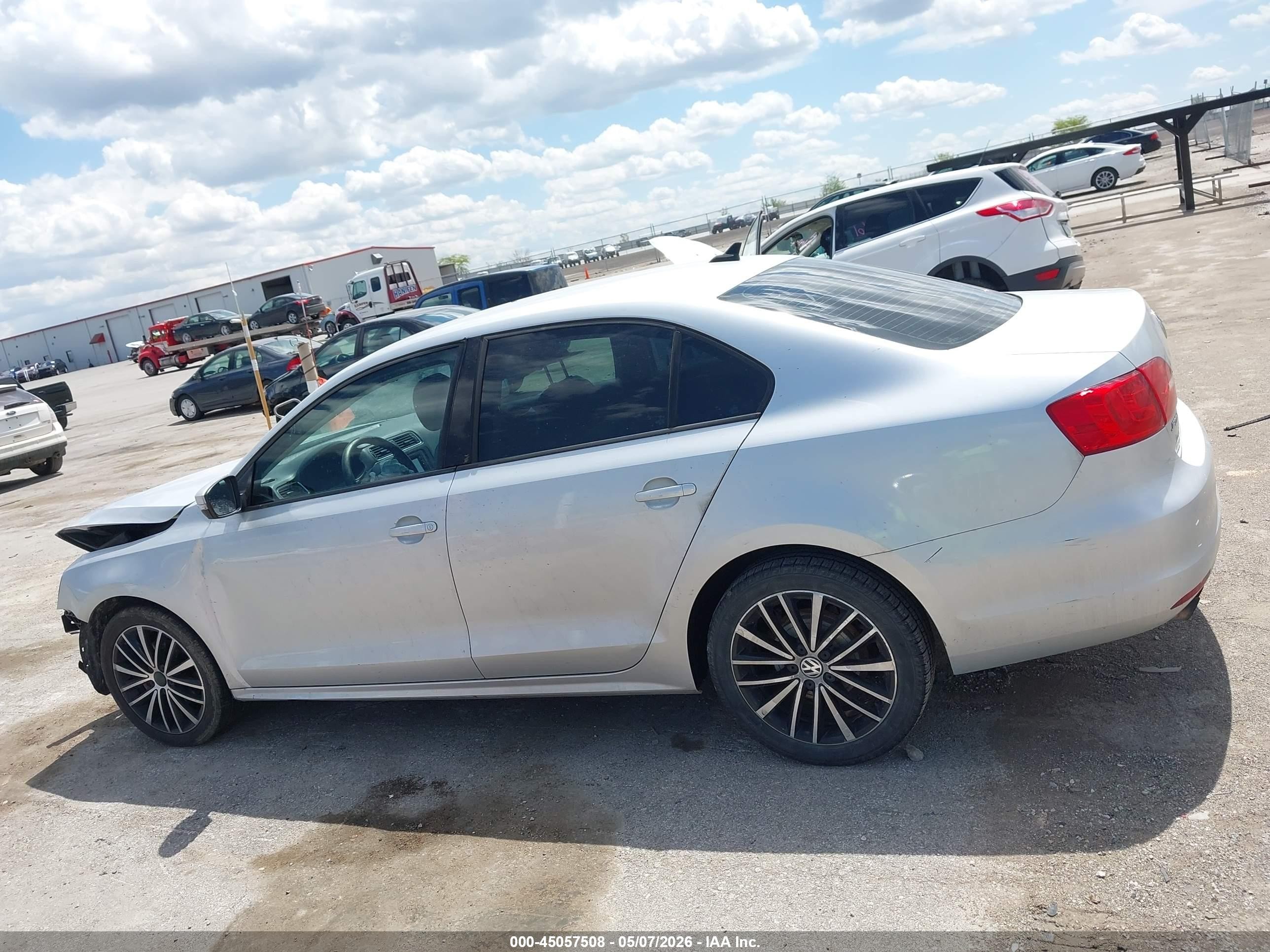 2011 Volkswagen Jetta 2.5l Se Серебряный vin: 3VWDZ7AJ5BM371515