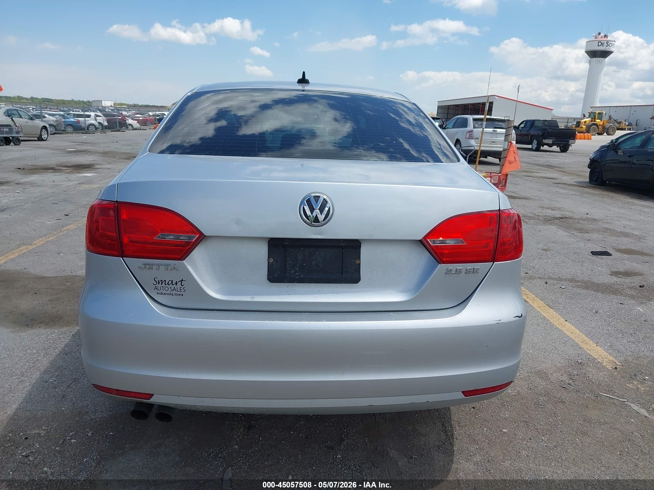 2011 Volkswagen Jetta 2.5l Se Серебряный vin: 3VWDZ7AJ5BM371515