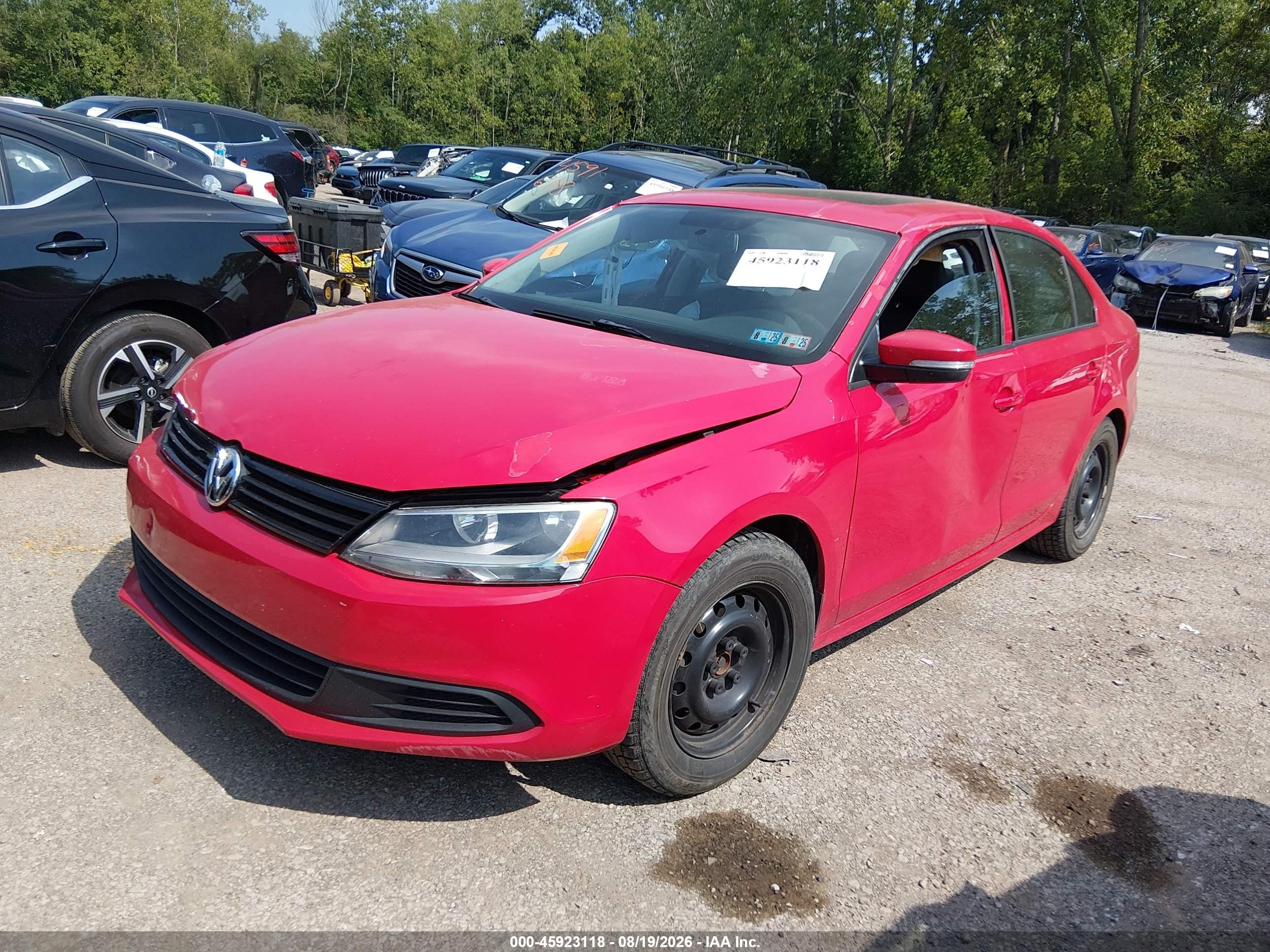 2011 Volkswagen Jetta 2.5l Se Красный vin: 3VWDZ7AJ5BM388752