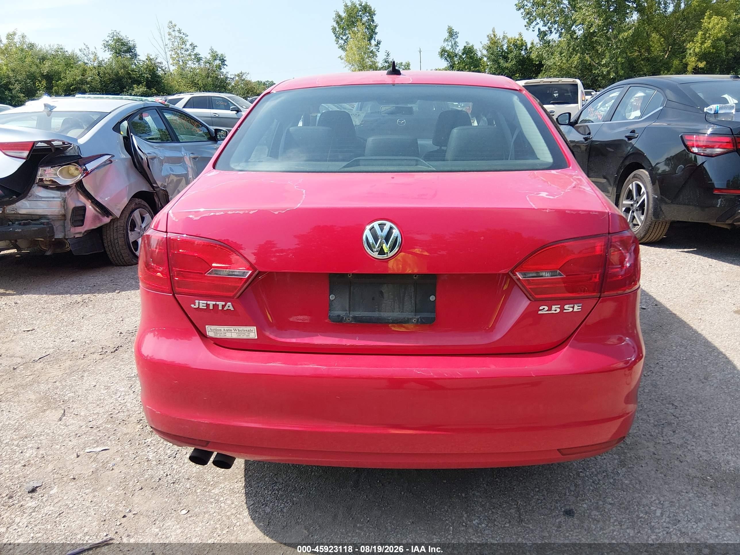 2011 Volkswagen Jetta 2.5l Se Красный vin: 3VWDZ7AJ5BM388752