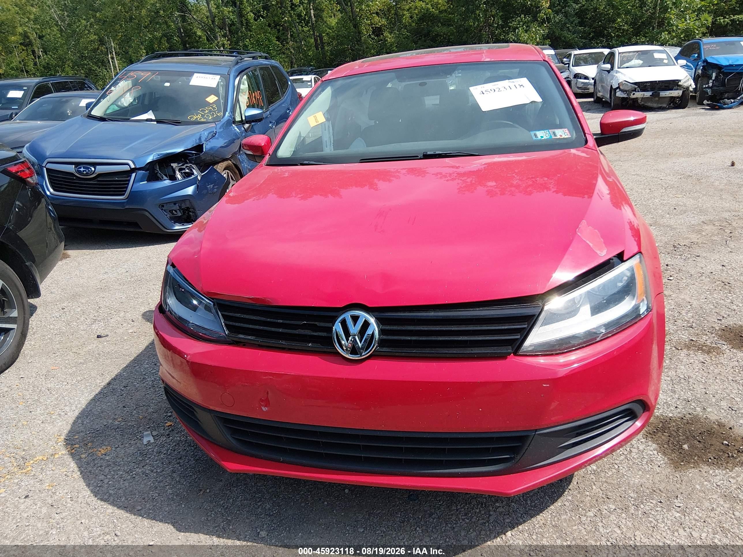 2011 Volkswagen Jetta 2.5l Se Красный vin: 3VWDZ7AJ5BM388752